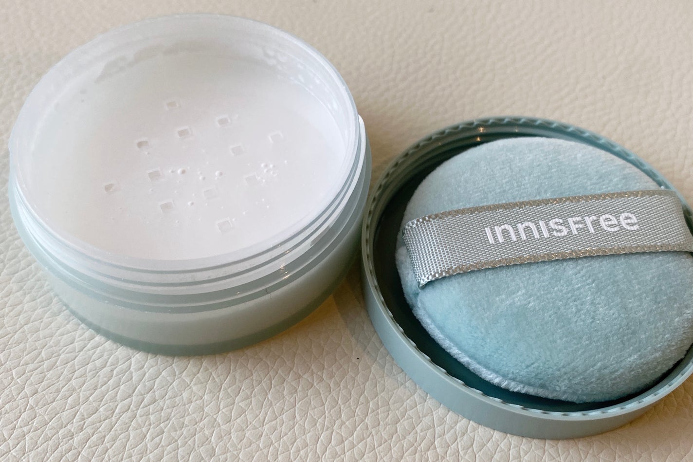 ノーセバム ミネラルパウダー N/innisfree/ルースパウダーを使ったクチコミ(2枚目)