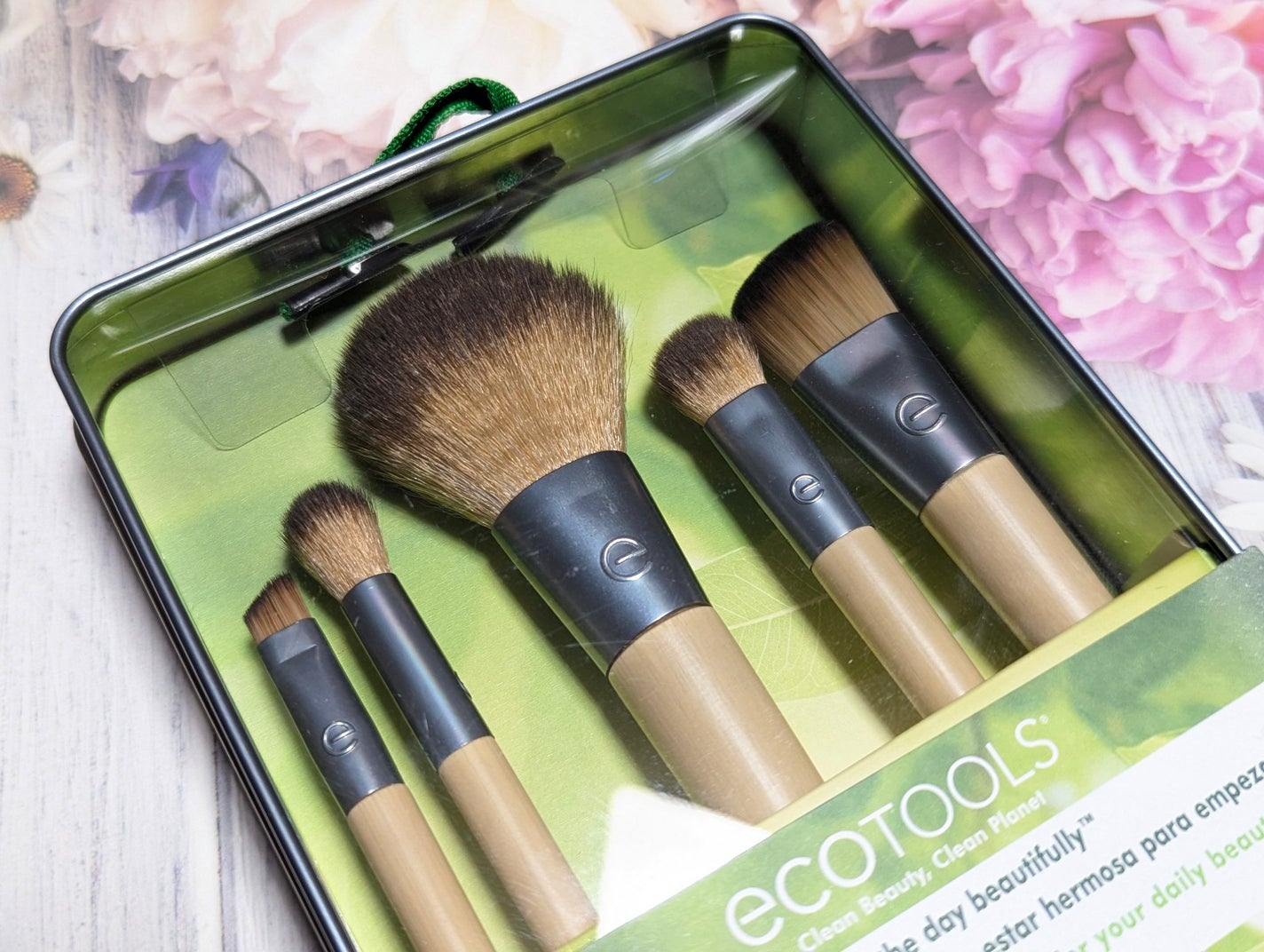 美しく1日を始めるブラシセット/EcoTools/メイクブラシを使ったクチコミ(2枚目)