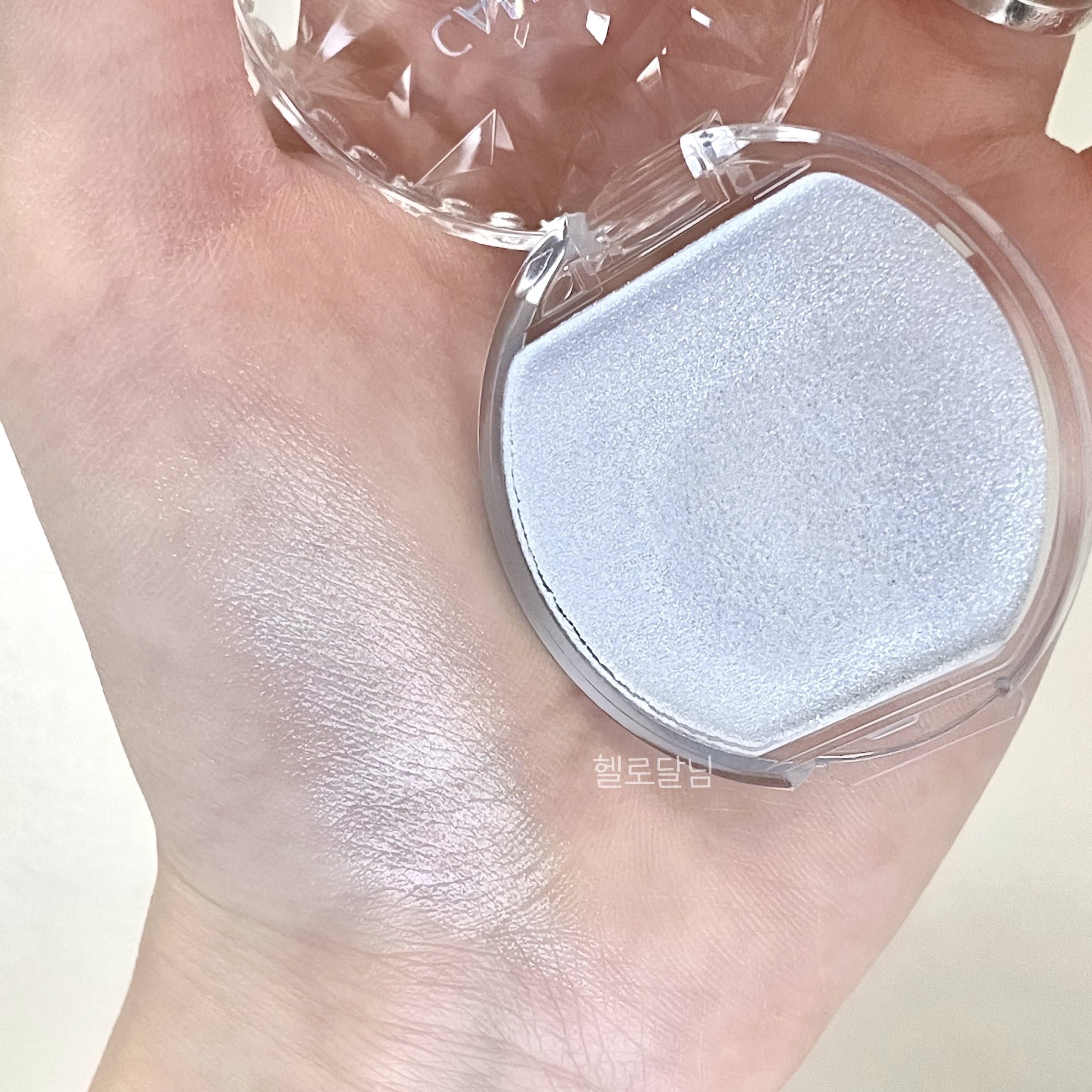 むにゅっとハイライター/キャンメイク/クリームハイライトを使ったクチコミ（2枚目）