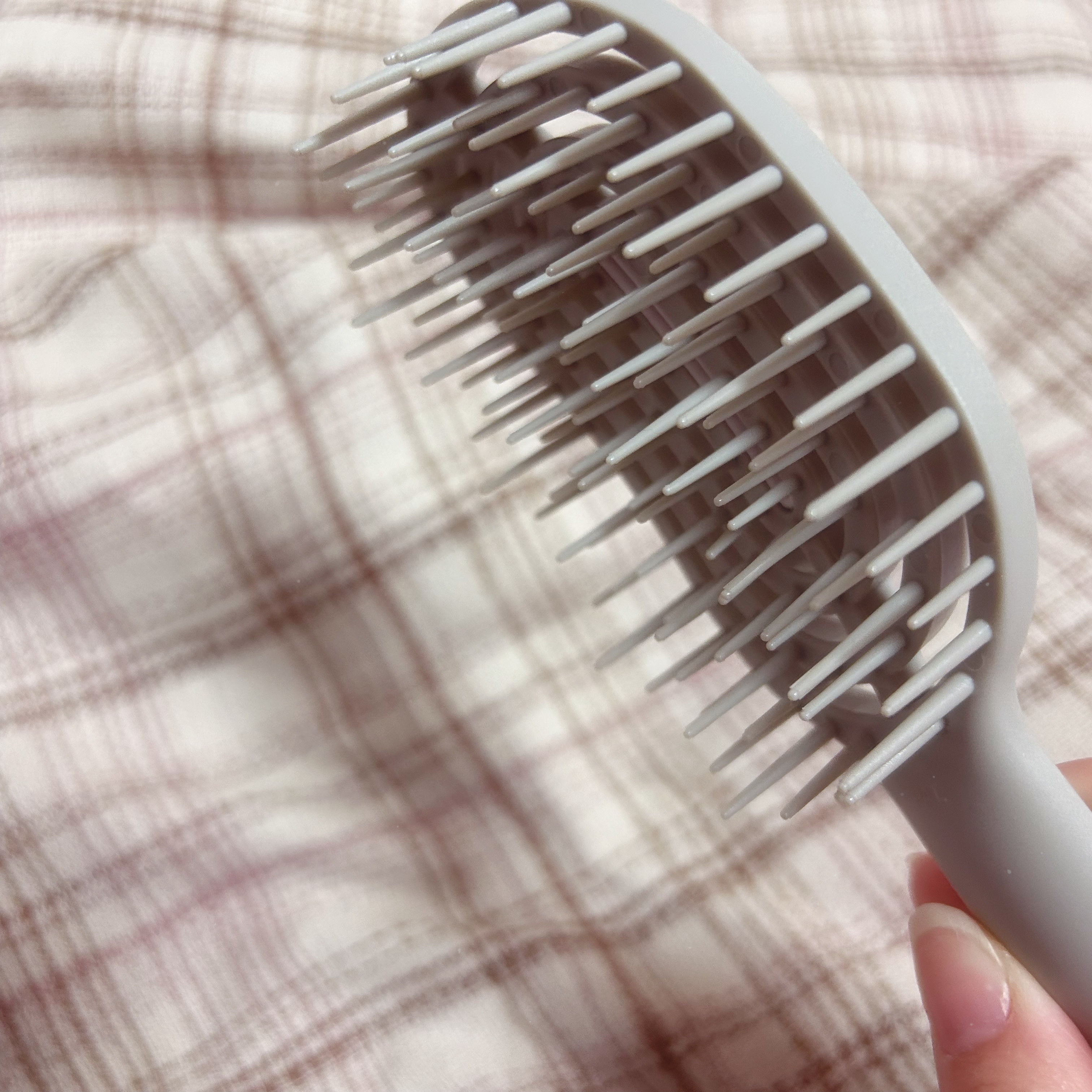 ユニークリー 4wayスムースヘアブラシ/ビー・エヌ/ヘアブラシを使ったクチコミ（3枚目）