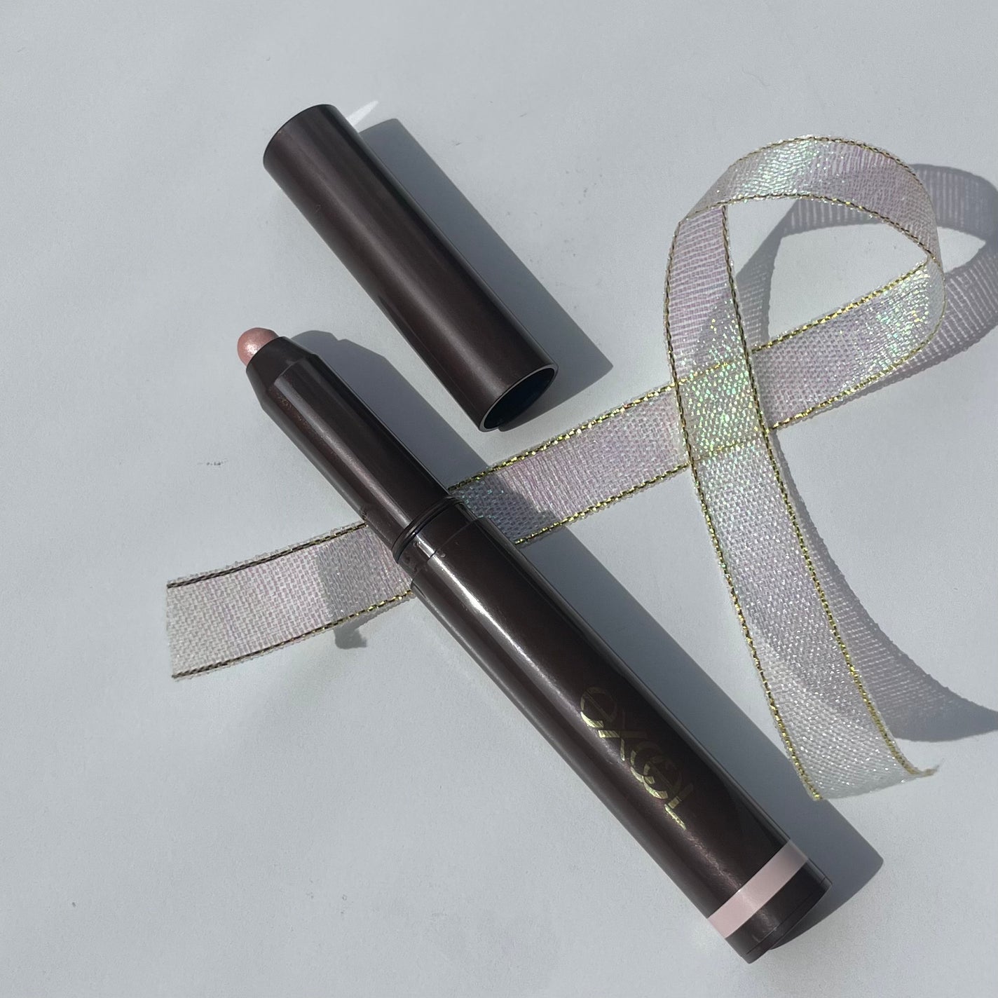 グリームオンフィットシャドウ/excel/スティックアイシャドウを使ったクチコミ(4枚目)