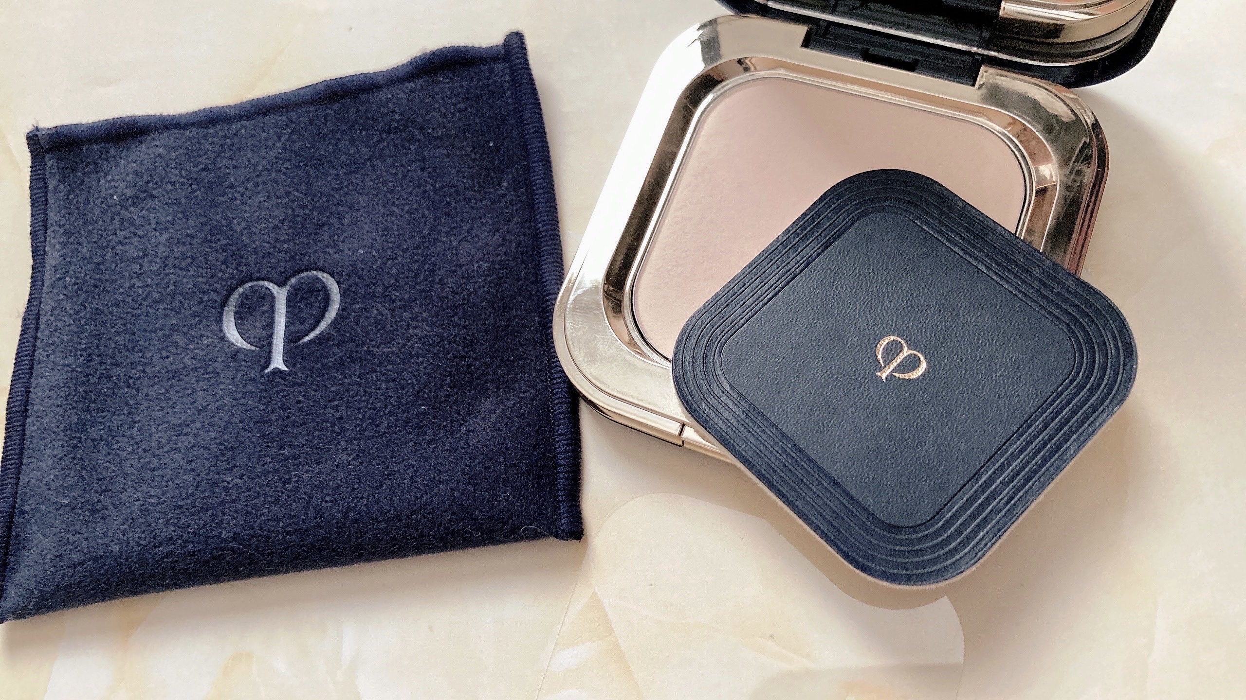 ヴォワールコレクチュールｎ/クレ・ド・ポー ボーテ/化粧下地を使ったクチコミ（2枚目）