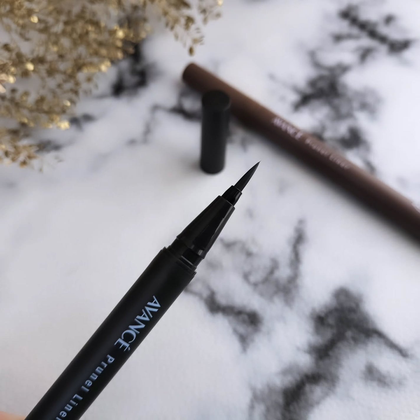 アヴァンセ プリュネルライナー/アヴァンセ/リキッドアイライナーを使ったクチコミ(4枚目)