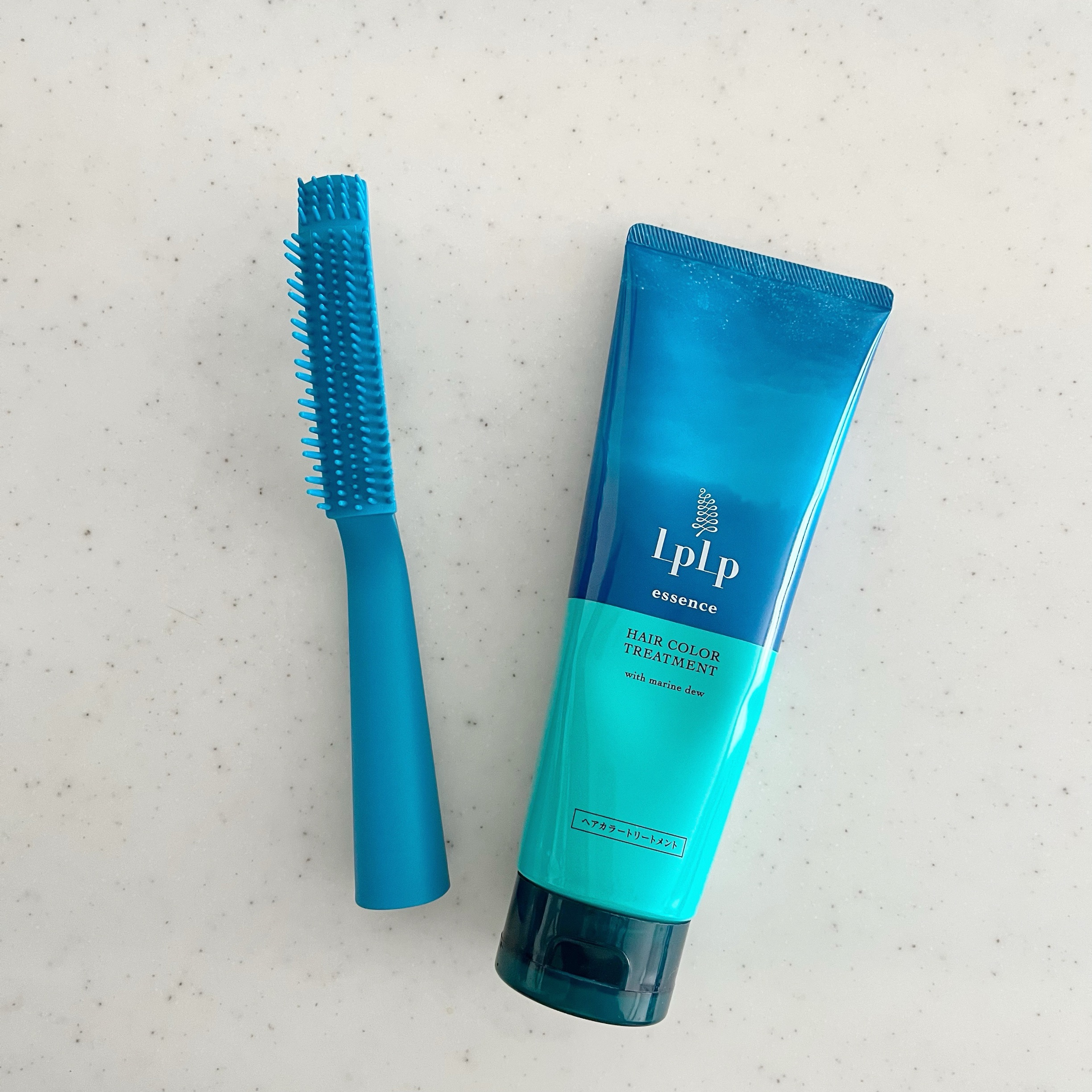エッセンスカラートリートメント/LPLP(ルプルプ)/ヘアカラーを使ったクチコミ（2枚目）