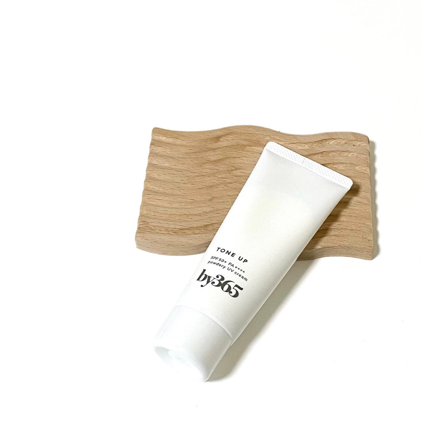 by365 パウダリーUVクリーム トーンアップ/ナリスアップ/日焼け止め・UVケアを使ったクチコミ(2枚目)