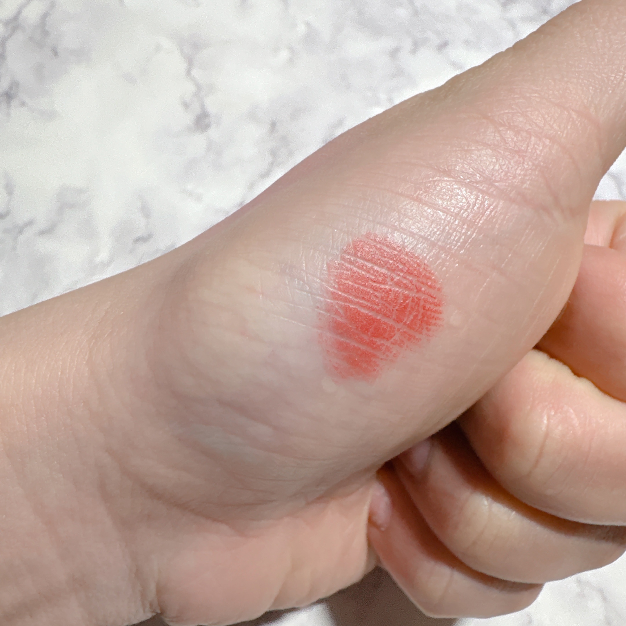 ムードインハンサーマット  M011 シグネチャーミー/hince/口紅を使ったクチコミ（2枚目）