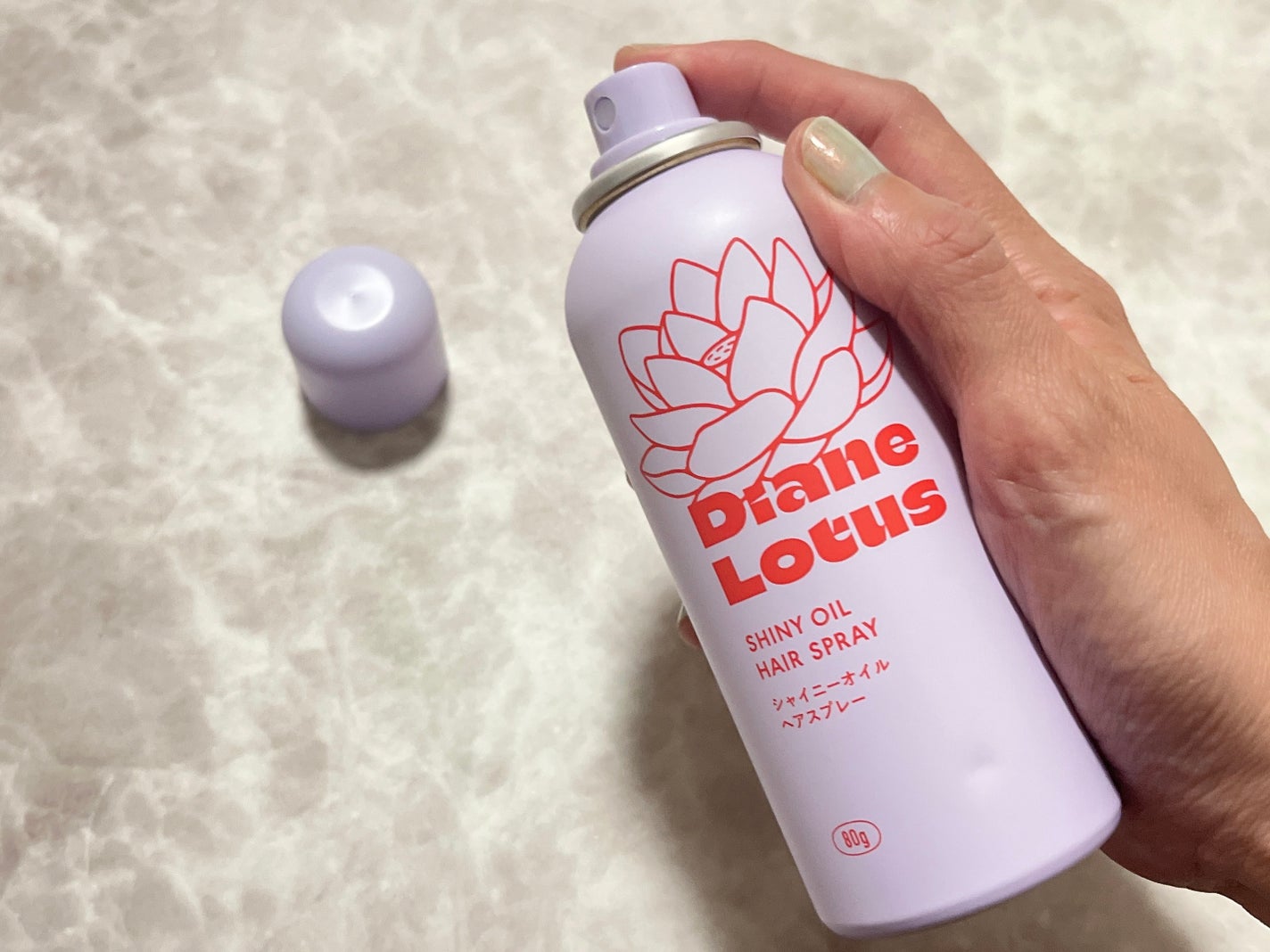 ロータス シャイニーオイル ヘアスプレー フィグ&ローズの香り/ダイアン/ヘアスプレーを使ったクチコミ(2枚目)