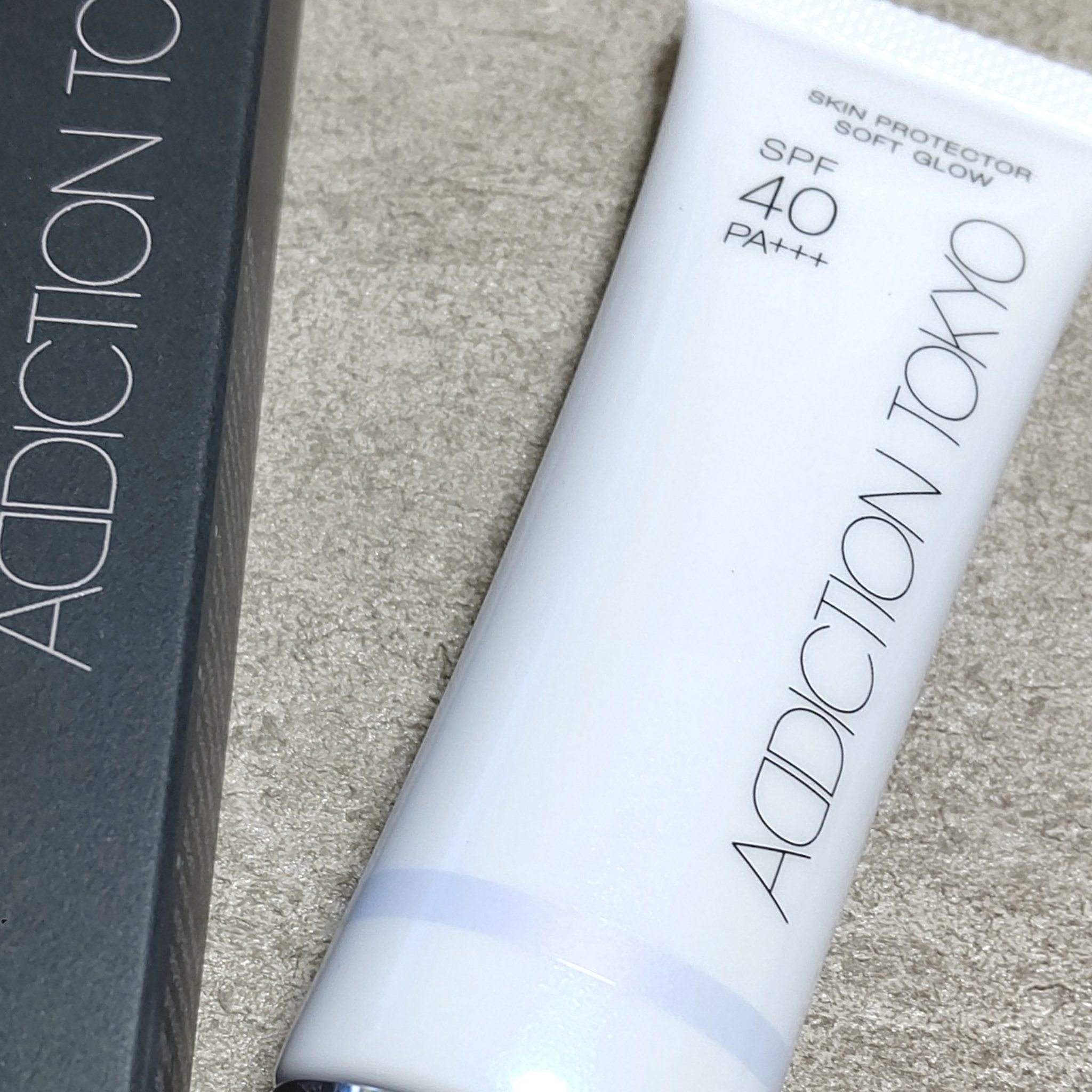 アディクション スキンプロテクター ソフトグロウ/ADDICTION/化粧下地を使ったクチコミ（2枚目）