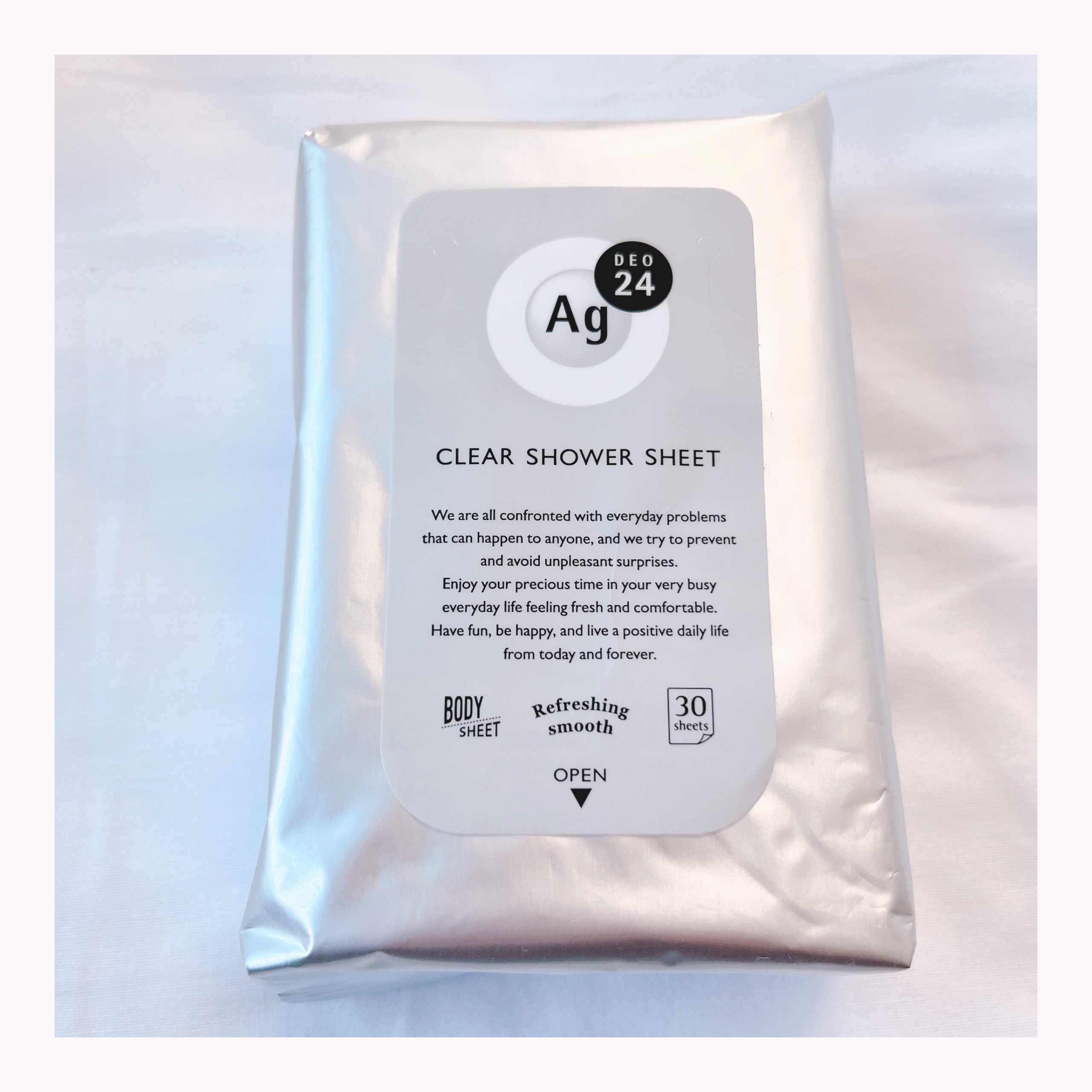 こちらも出産入院中お世話になったもの。

病棟暑い＆授乳と赤ちゃんのお世話は何気に過酷(母子同室でした)なので汗かくんですよね。。

こちらは無香料なのも嬉しい。

汗ばんだ肌もサラッと整えてくれます。

退院したらそこまで使う機会はなくな