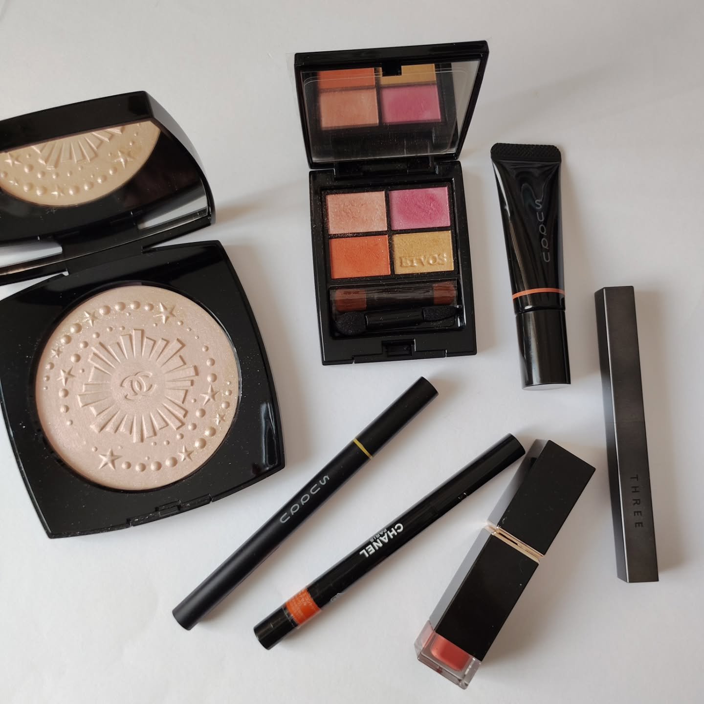 ミネラルクラッシィシャドー/エトヴォス/アイシャドウパレットを使ったクチコミ（1枚目）