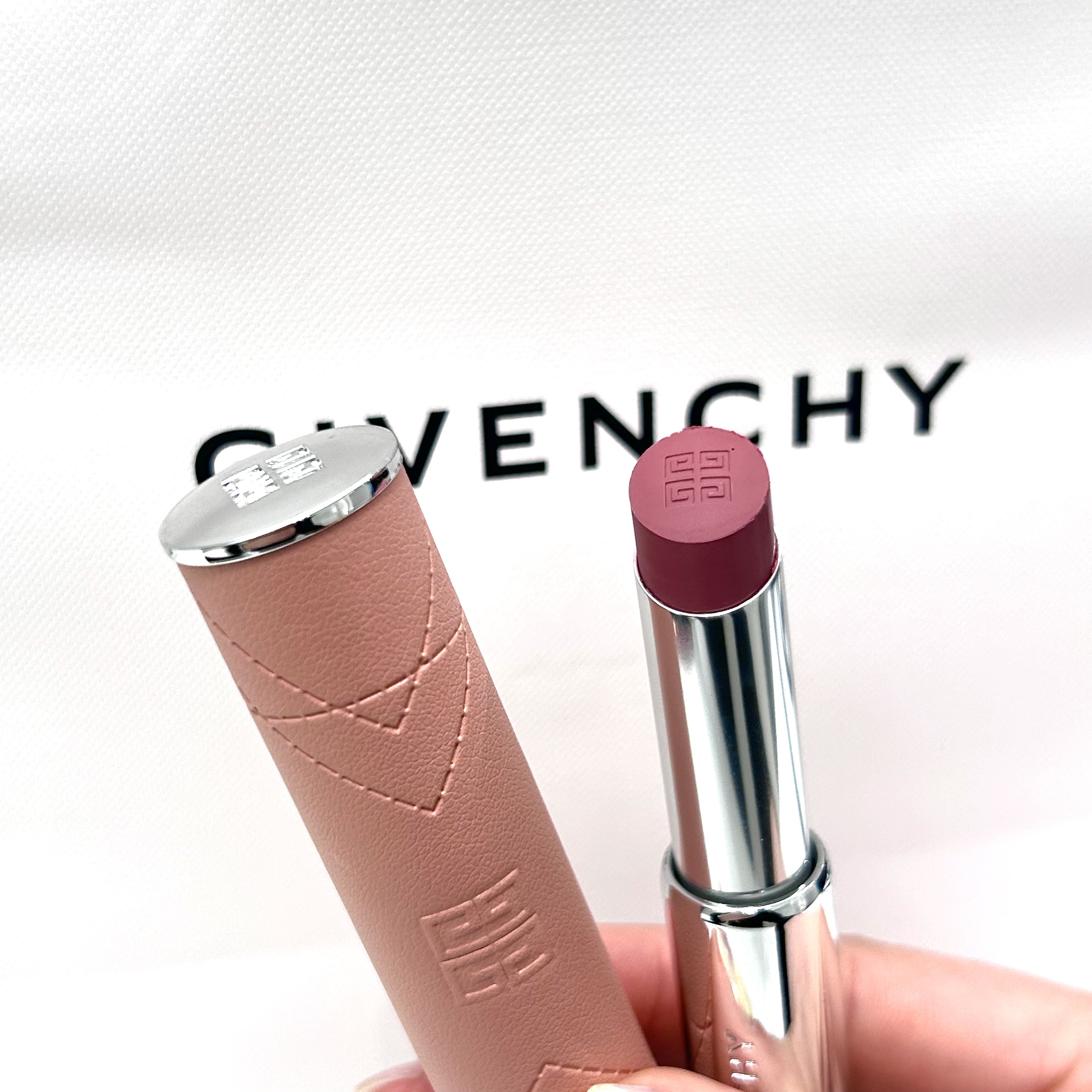 2025年春新作リップバーム】ローズ・パーフェクト｜GIVENCHYの効果