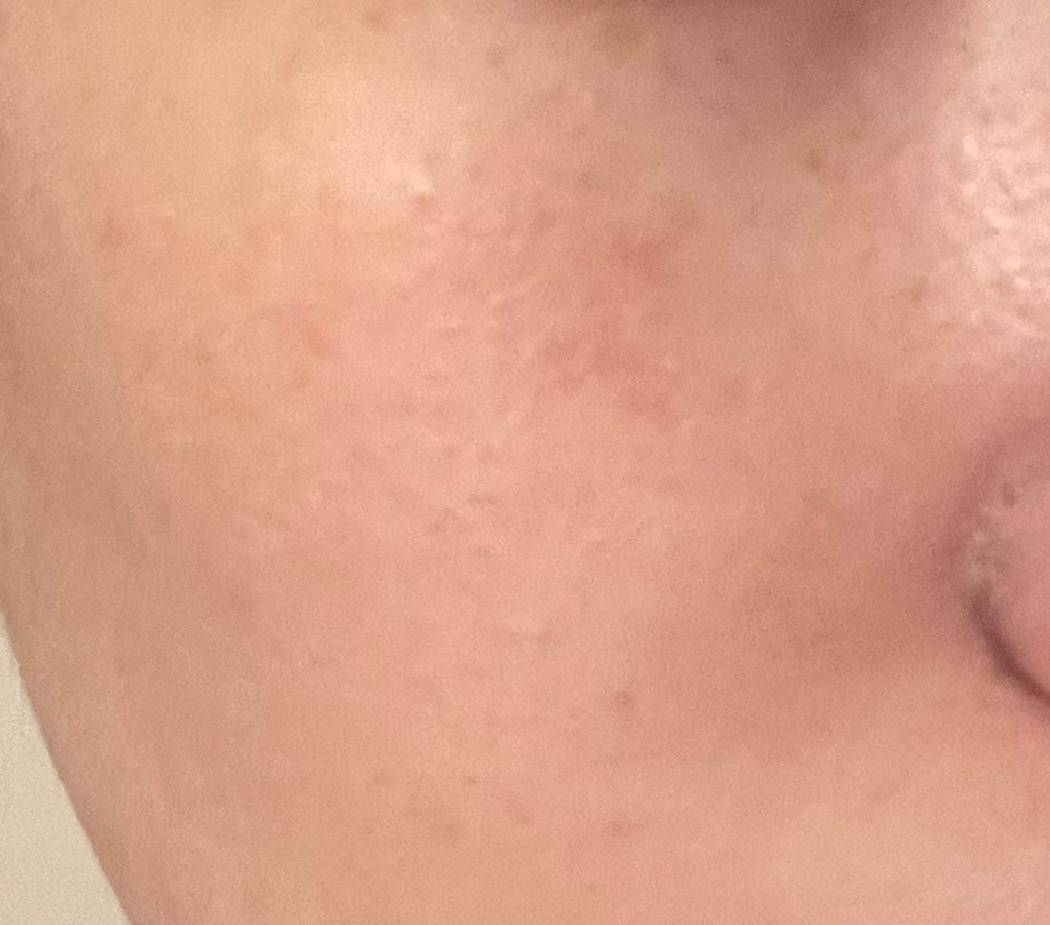 マスクフィットトーンアップエッセンス/TIRTIR(ティルティル)/化粧下地を使ったクチコミ(4枚目)