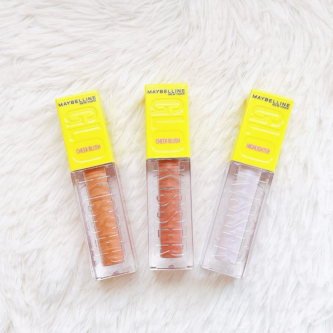 グローキッサー チークブラッシュ／グローキッサー ハイライター 25 秘めた心のブルーラメ/MAYBELLINE NEW YORK/リキッドチークを使ったクチコミ（2枚目）