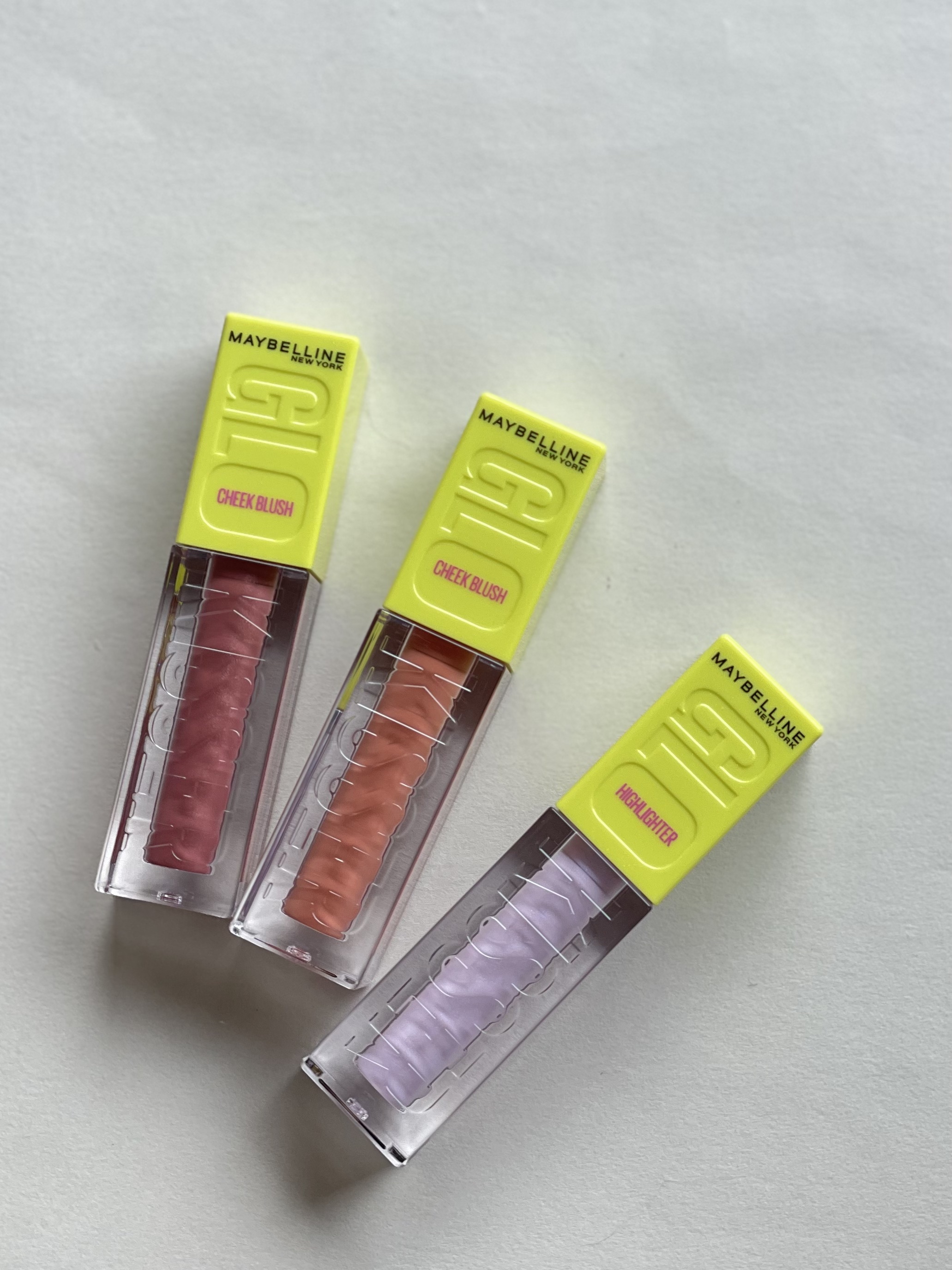 グローキッサー チークブラッシュ／グローキッサー ハイライター/MAYBELLINE NEW YORK/リキッドチークを使ったクチコミ（1枚目）