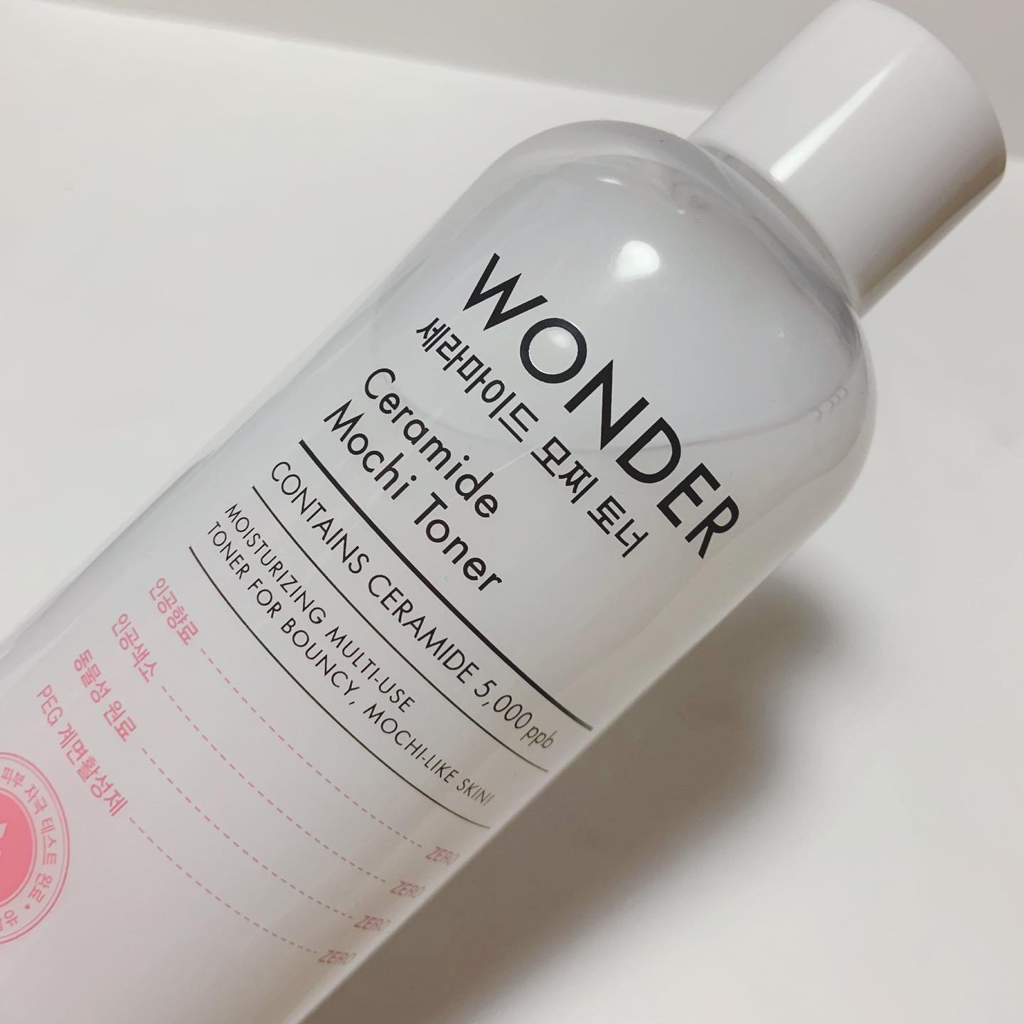 Wonder Ceramide Mochi Toner（トニーモリーワンダーCモチトナー）/TONYMOLY/化粧水を使ったクチコミ（2枚目）