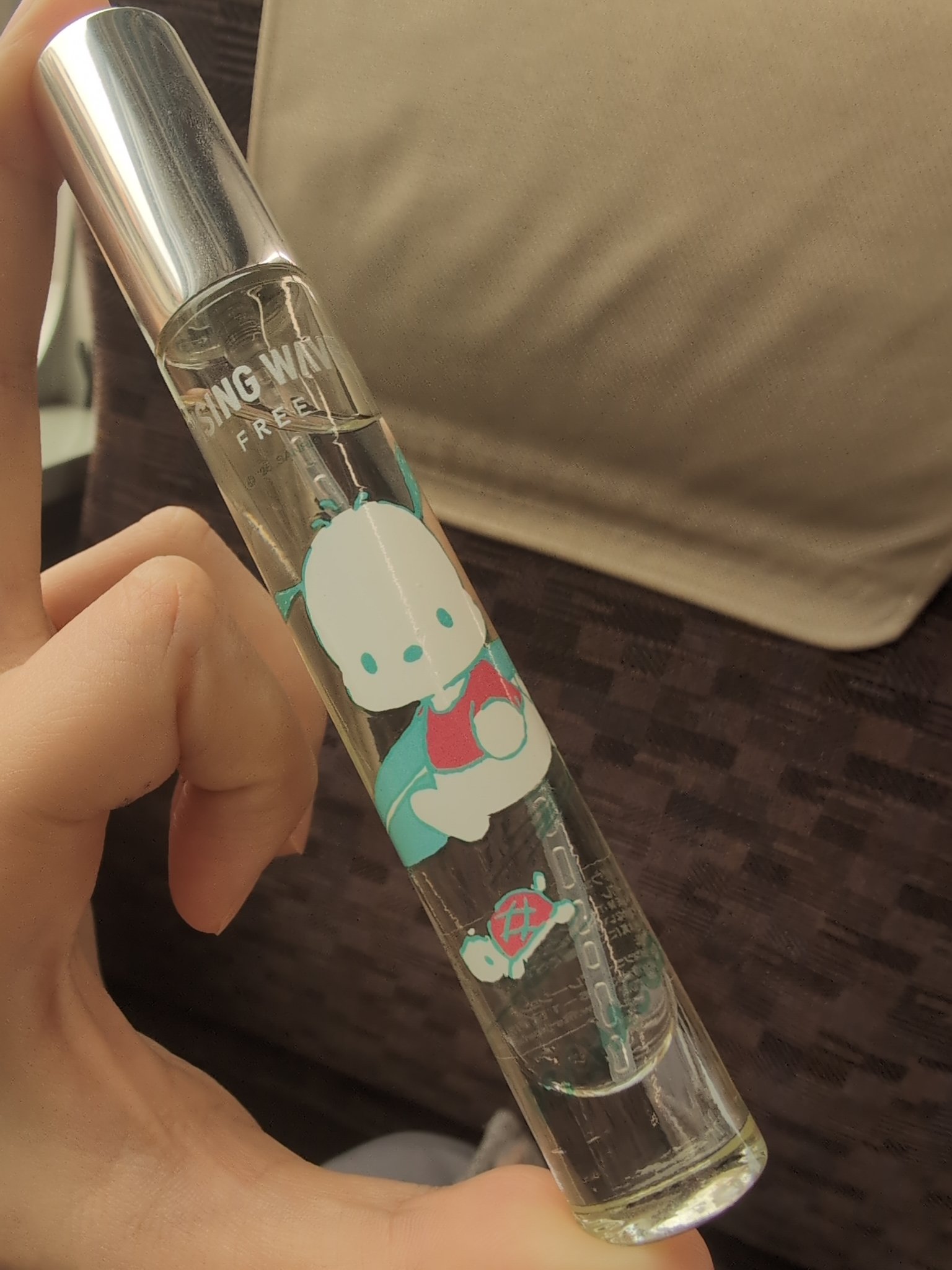 ライジングウェーブ フリー コーラルホワイト オードトワレ MINI ポチャッコデザイン/ミニモアパフューム/香水(レディース)を使ったクチコミ（1枚目）