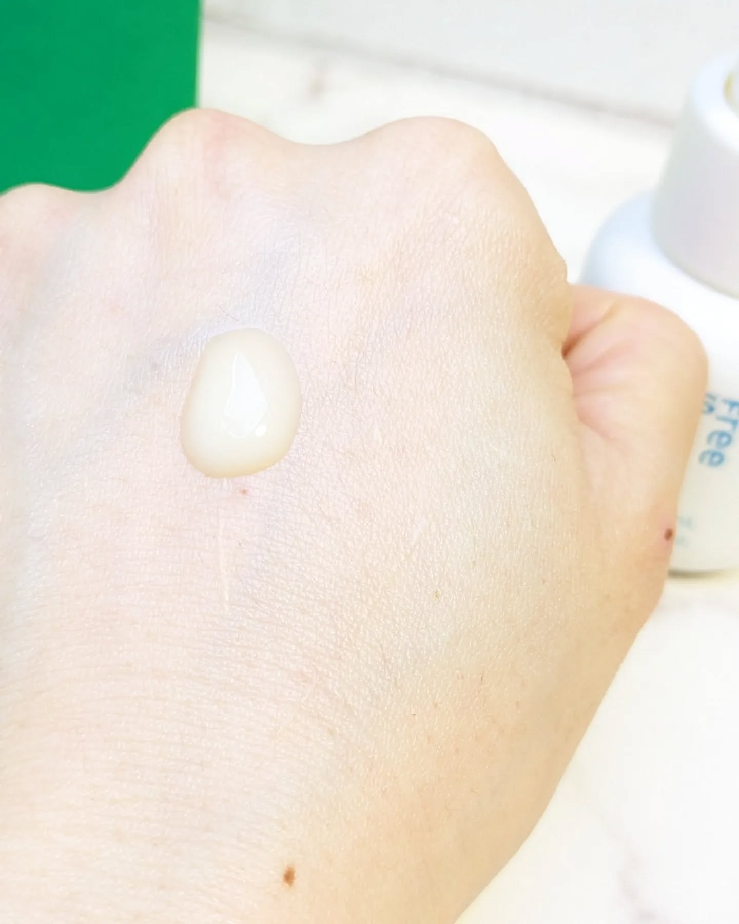 レチノール　シカ　リペア　セラム/innisfree/美容液を使ったクチコミ（2枚目）