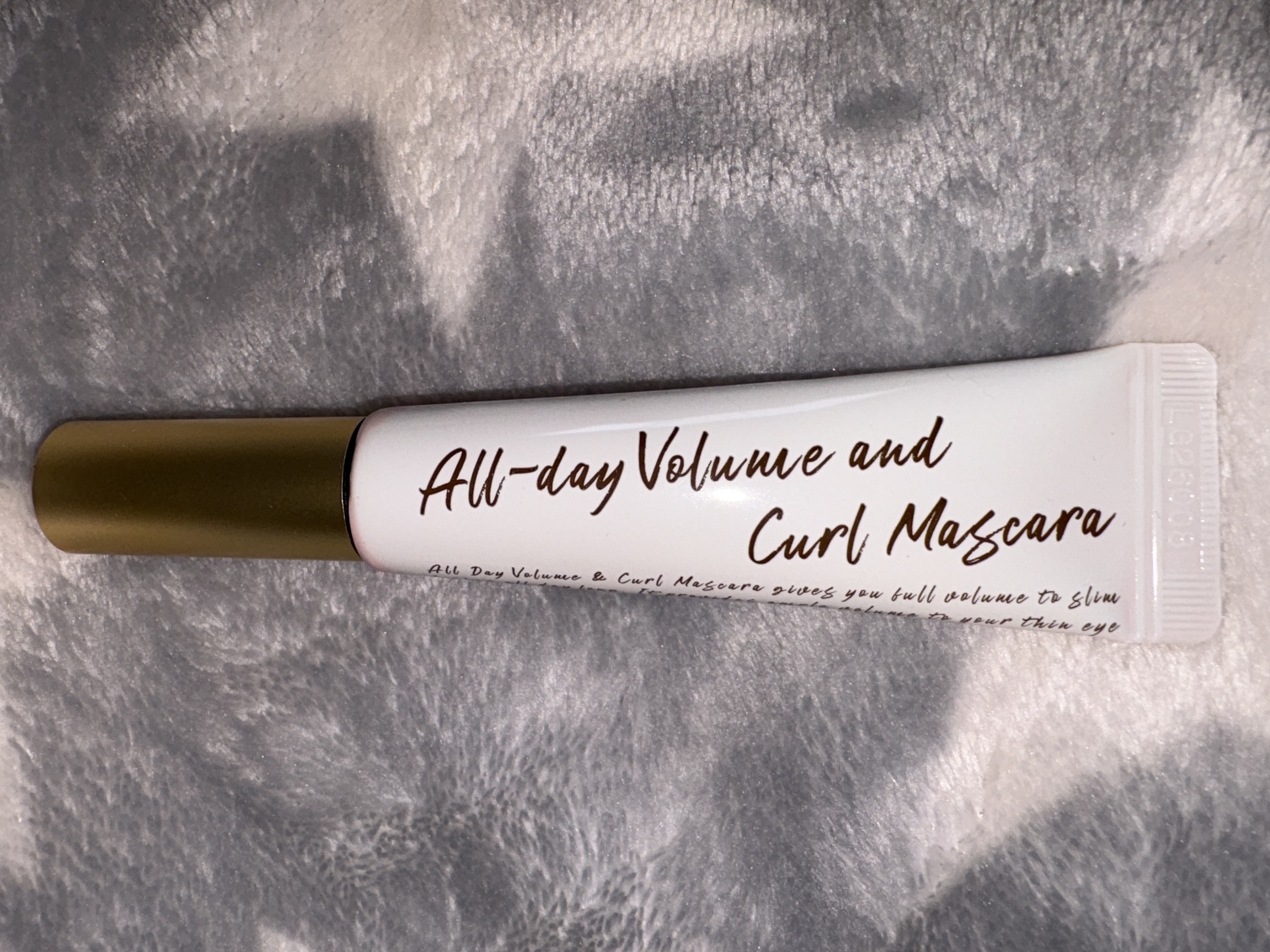 オールデイ ボリュームアンドカールマスカラ/Milk Touch/マスカラを使ったクチコミ（1枚目）