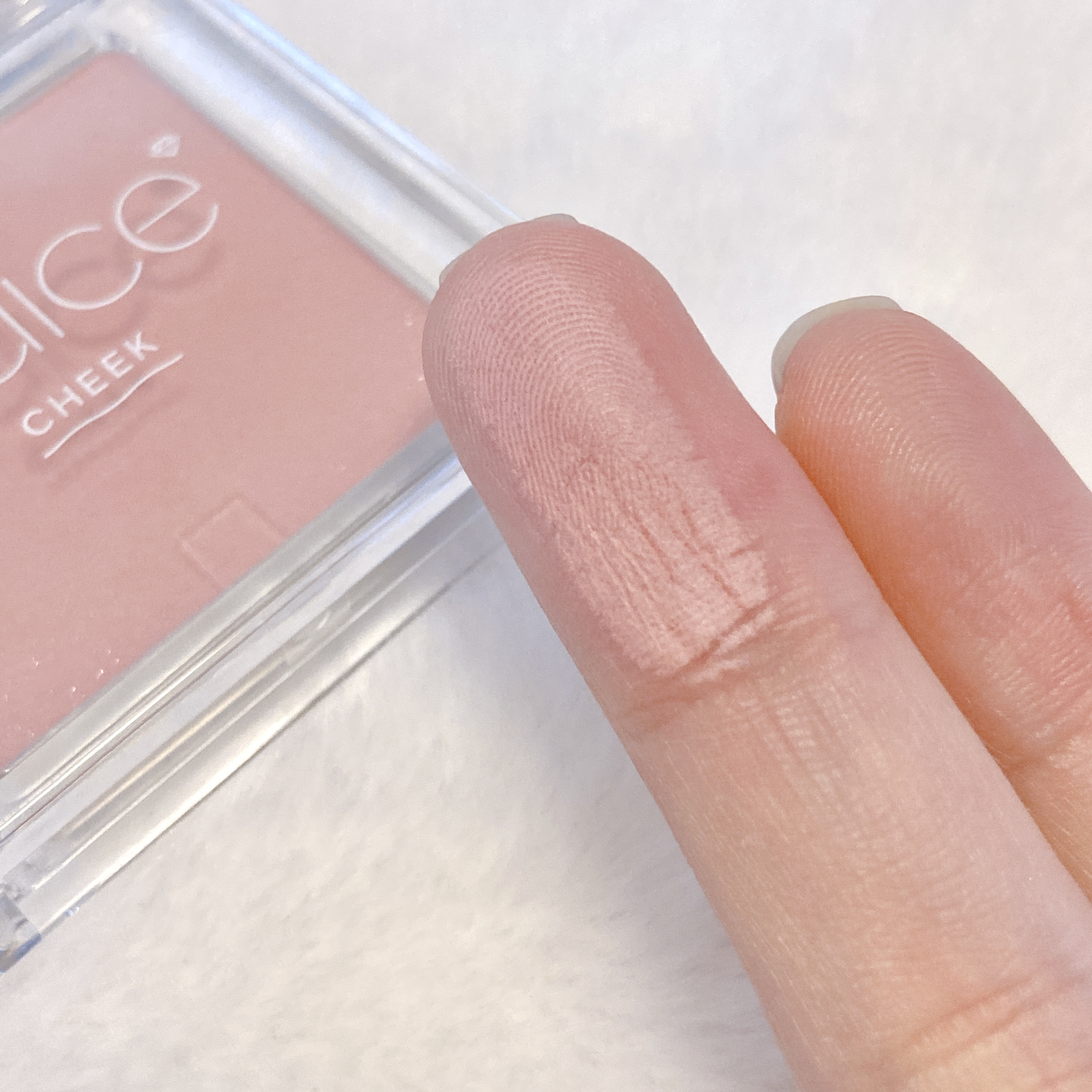 ぽわんチーク/muice/パウダーチークを使ったクチコミ（3枚目）