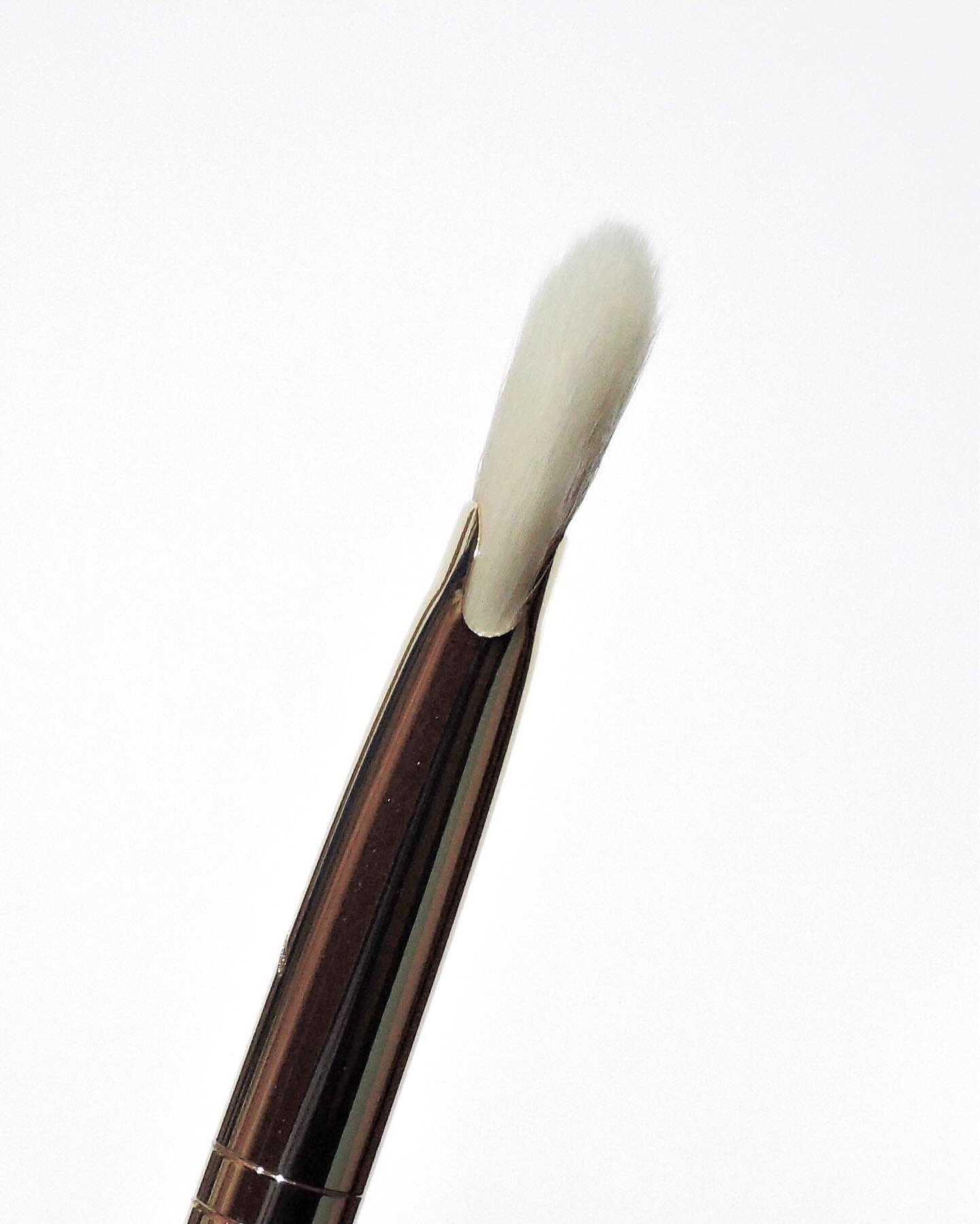 okhee Edge Eye Brush(NUN05)/SOOA DOR/メイクブラシを使ったクチコミ（3枚目）