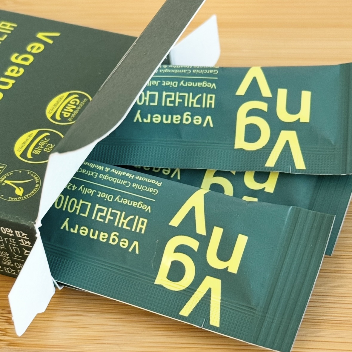 ヴィーガナリー ダイエットゼリー/ダルバ/バランス栄養食を使ったクチコミ（2枚目）