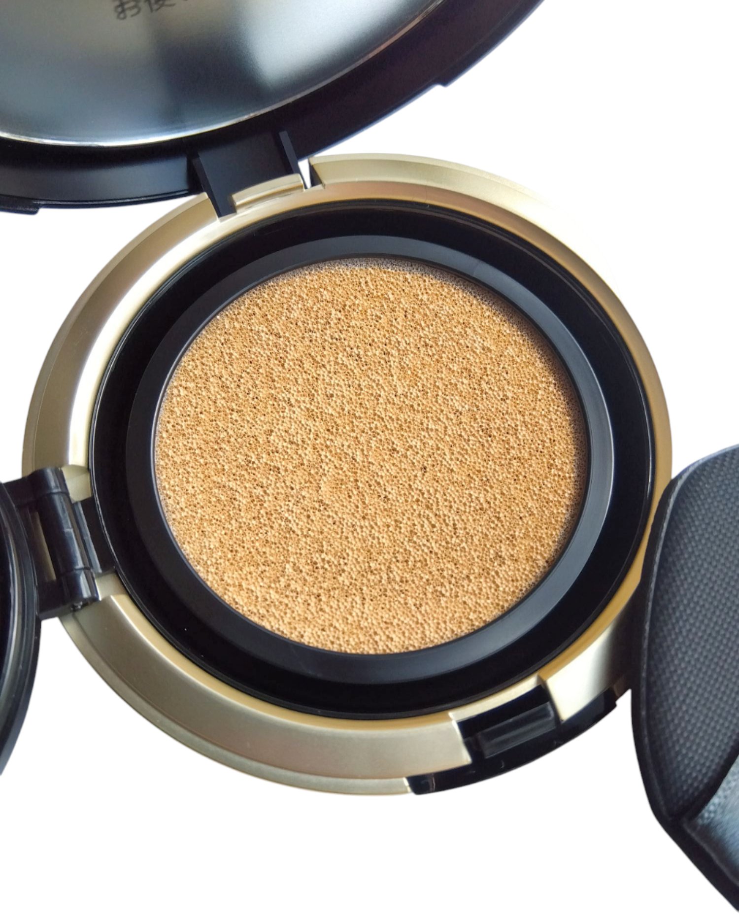 HARIAS　薬用クッションファンデーション/HARIAS/クッションファンデーションを使ったクチコミ（3枚目）