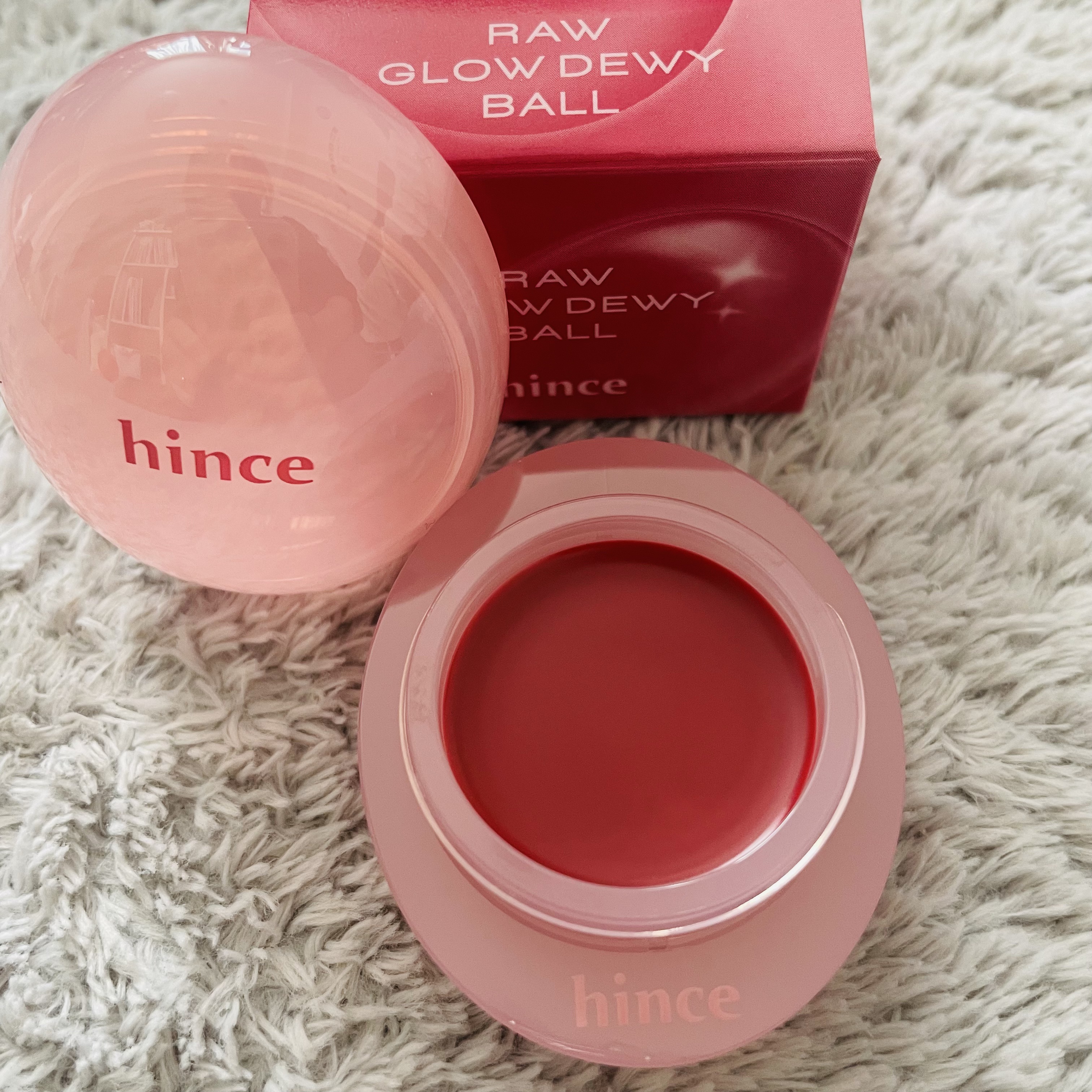 ロウグロウデューイーボール/hince/リップバームを使ったクチコミ（1枚目）