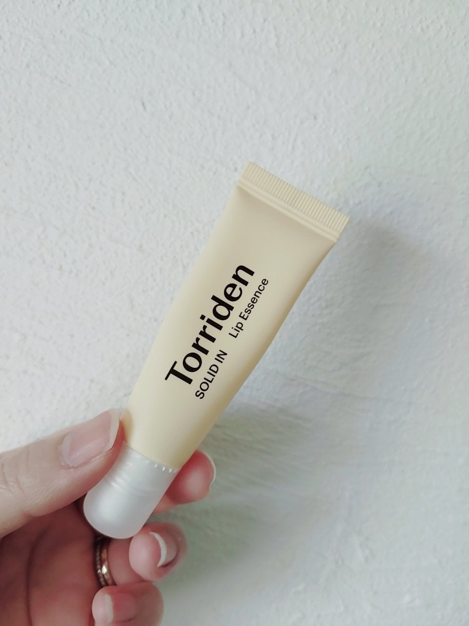 ソリッドイン リップエッセンス/Torriden/リップ美容液を使ったクチコミ(1枚目)