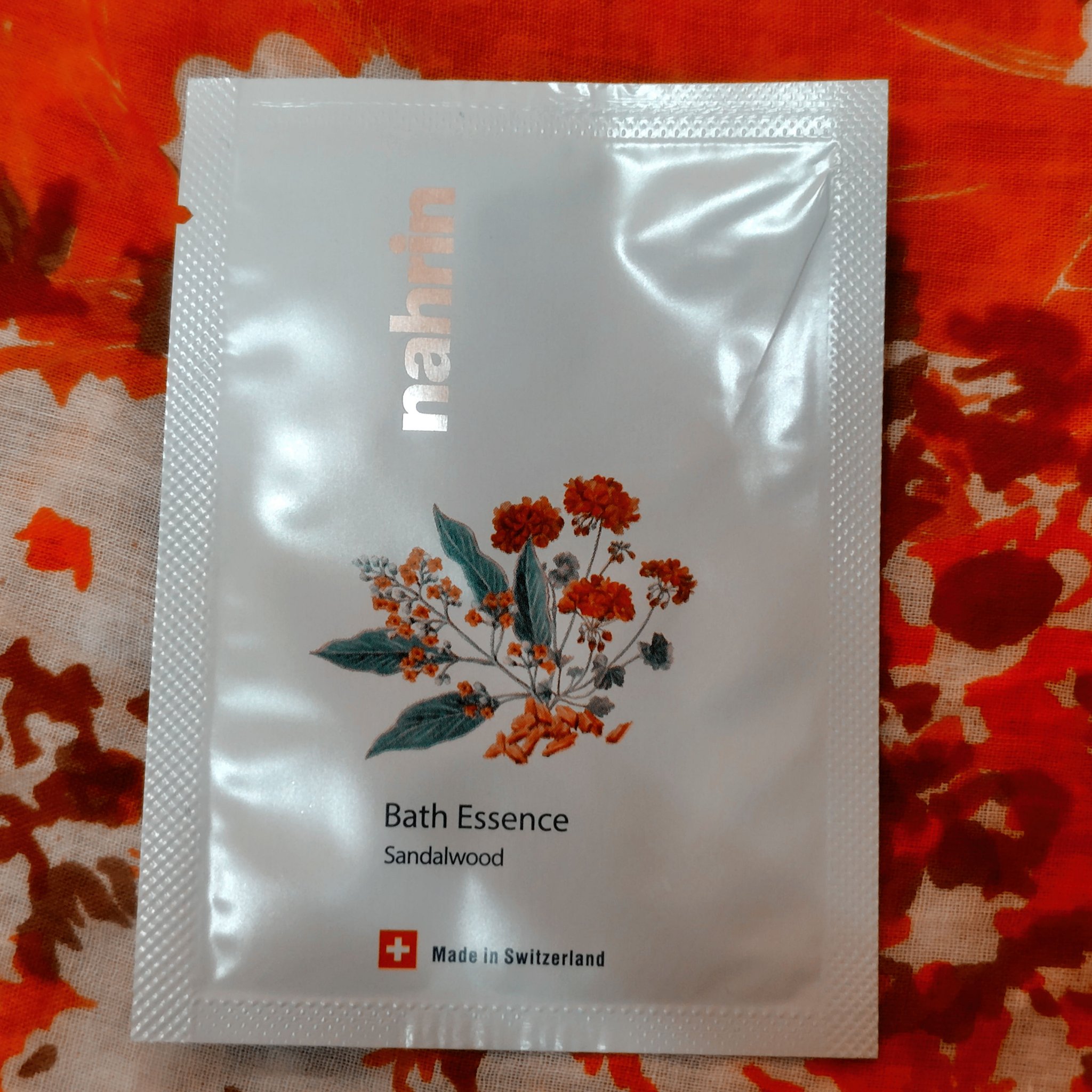 バスエッセンス サンダルウッド/nahrin/保湿系入浴剤を使ったクチコミ（1枚目）