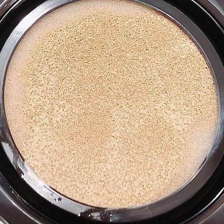 HOLIKA HOLIKA HolikaHolika エッセンスBB Wデーション ネオのクチコミ「HOLIKAHOLIKAのエッセンスBBクッションファンデーションを買ってみました‼

スキン.....」（3枚目）