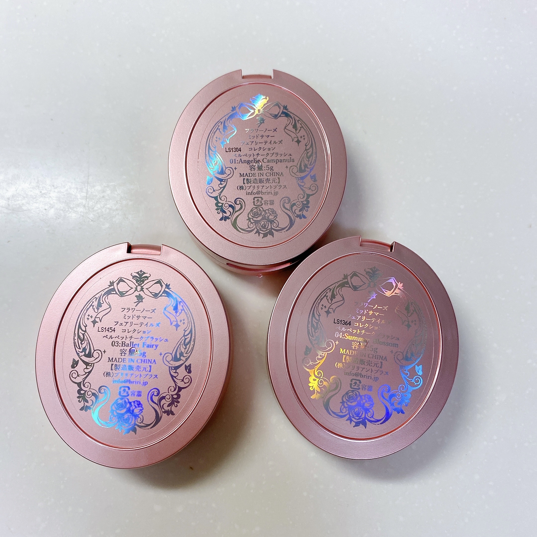 ミッドサマーフェアリーテイルズ コレクション ベルベットチークブラッシュ/FlowerKnows/パウダーチークを使ったクチコミ（3枚目）