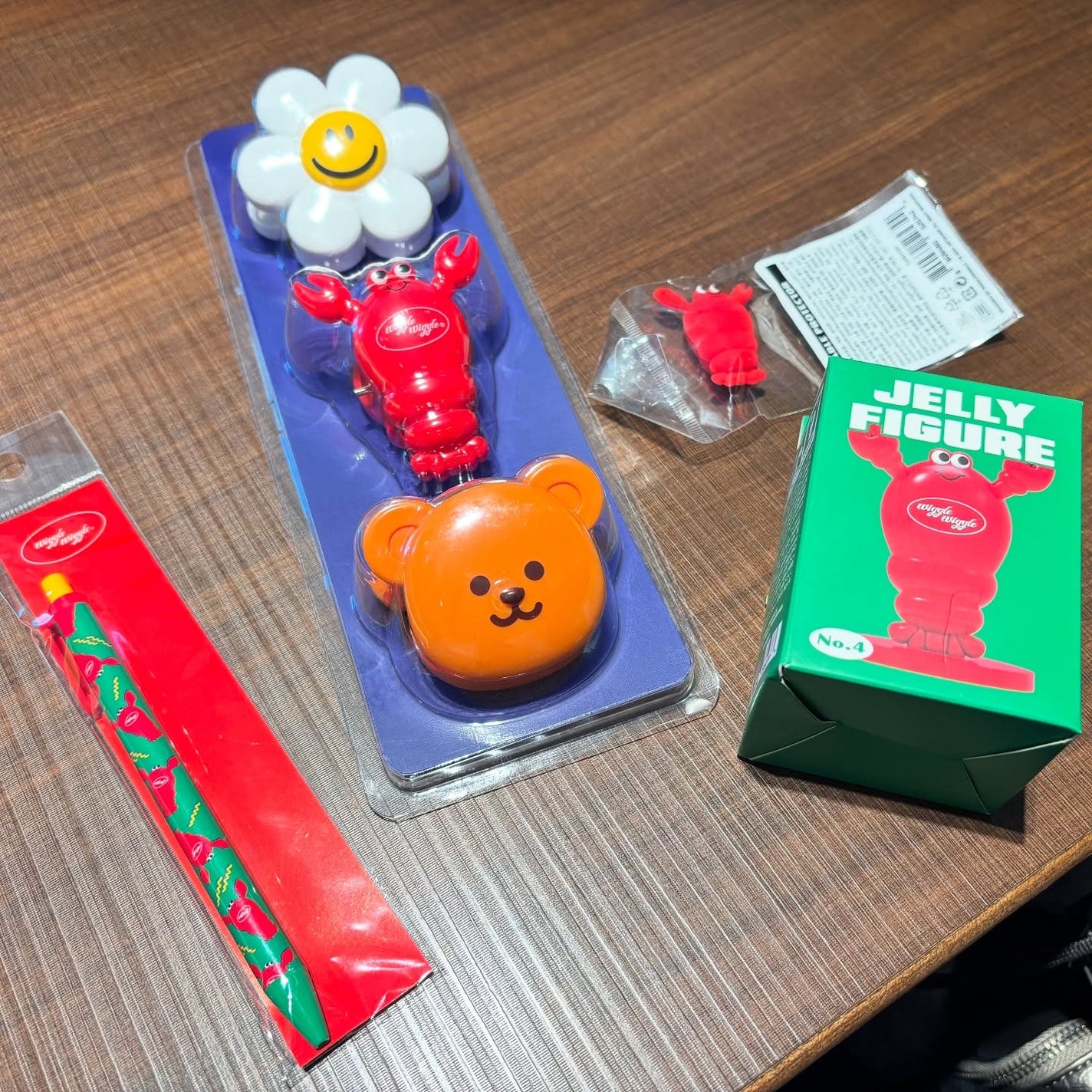 依緒♡フォロバ強化中🤍🤍🤍 on LIPS 「.@wigglewiggle_jpWIGGLEWIGGLE好き..」(6枚目)