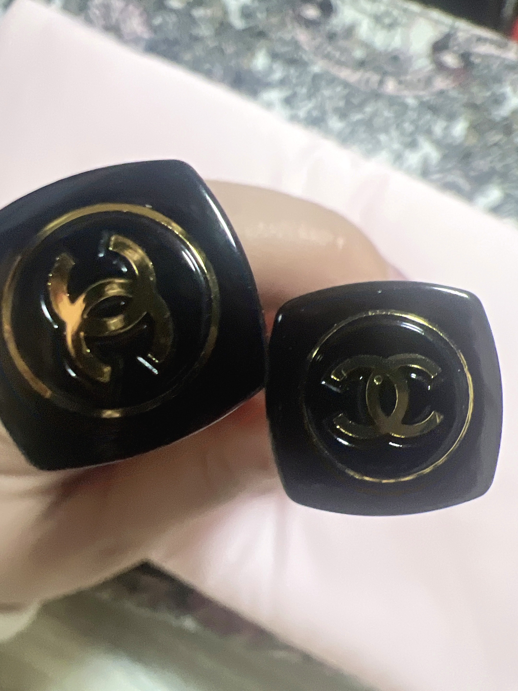 レーヴル サンティヤント/CHANEL/リップグロスを使ったクチコミ（2枚目）