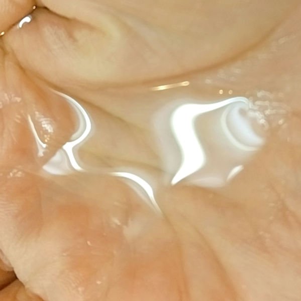 AQ 毛穴美容液オイル/DECORTÉ/フェイスオイルを使ったクチコミ（2枚目）