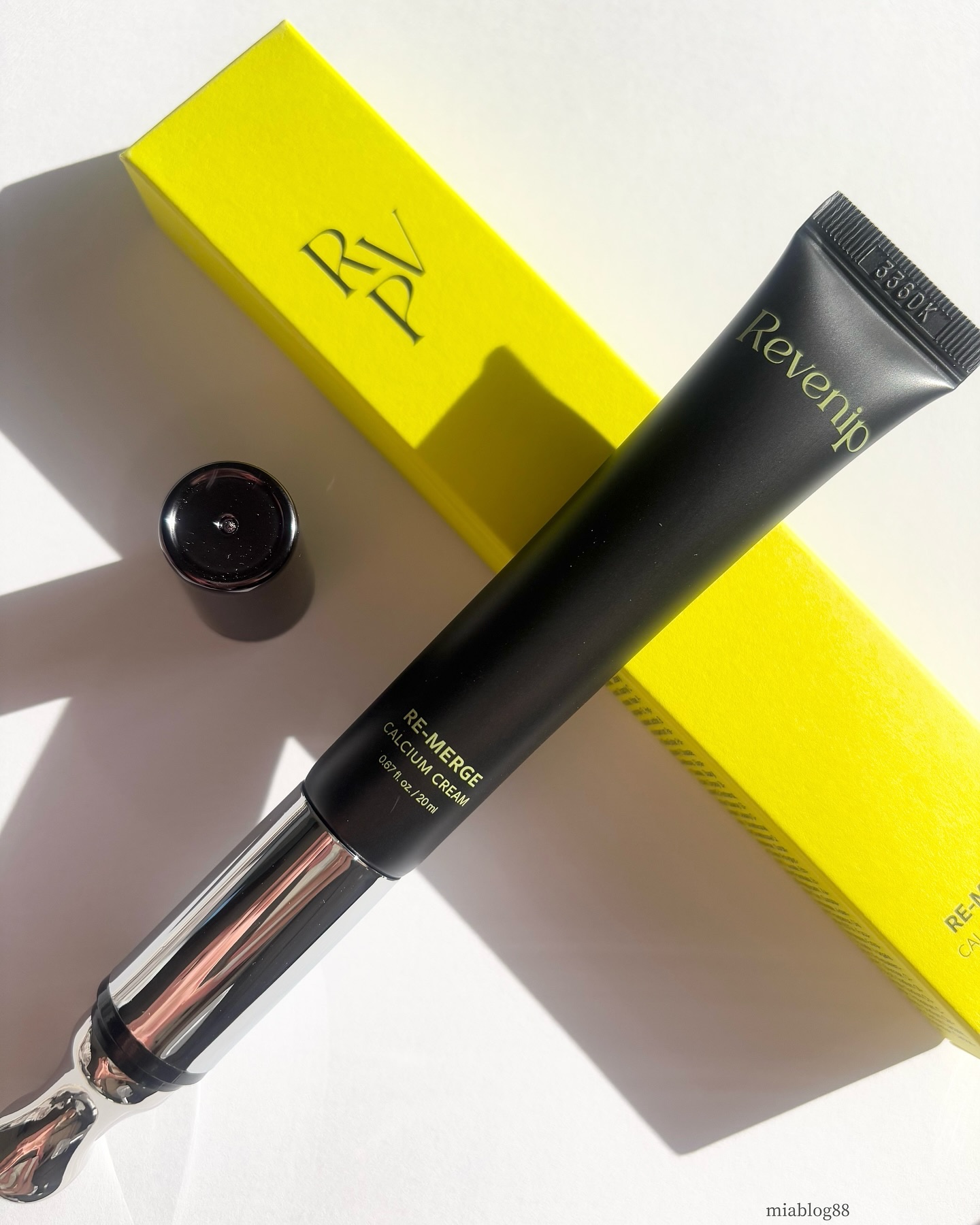 リマージカルシウム振動アイクリーム/REVENIP/フェイスクリームを使ったクチコミ（1枚目）