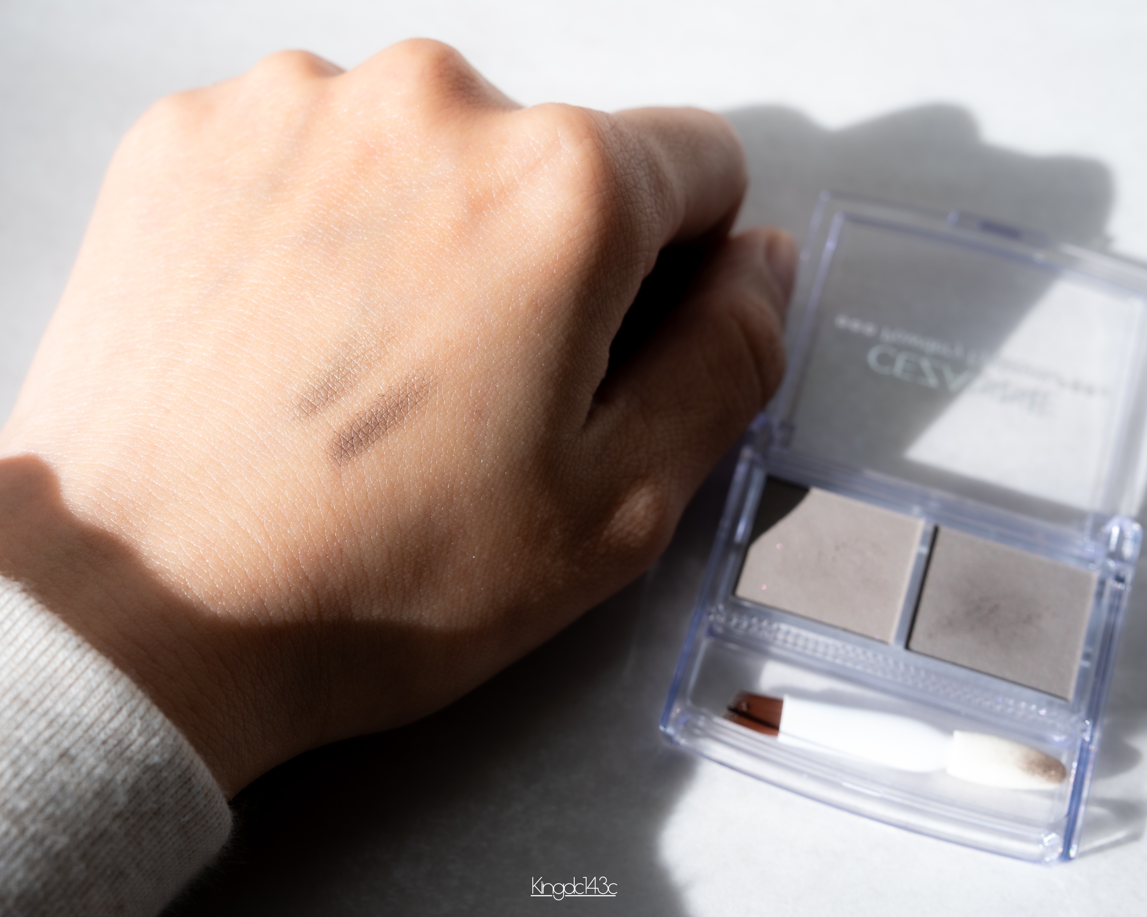 パウダリーアイブロウ/CEZANNE/パウダーアイブロウを使ったクチコミ（1枚目）