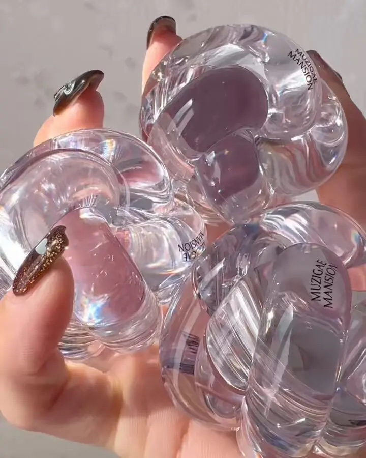 ワンアンドオンリーシャドウ/MUZIGAE MANSION/単色アイシャドウを使ったクチコミ（1枚目）