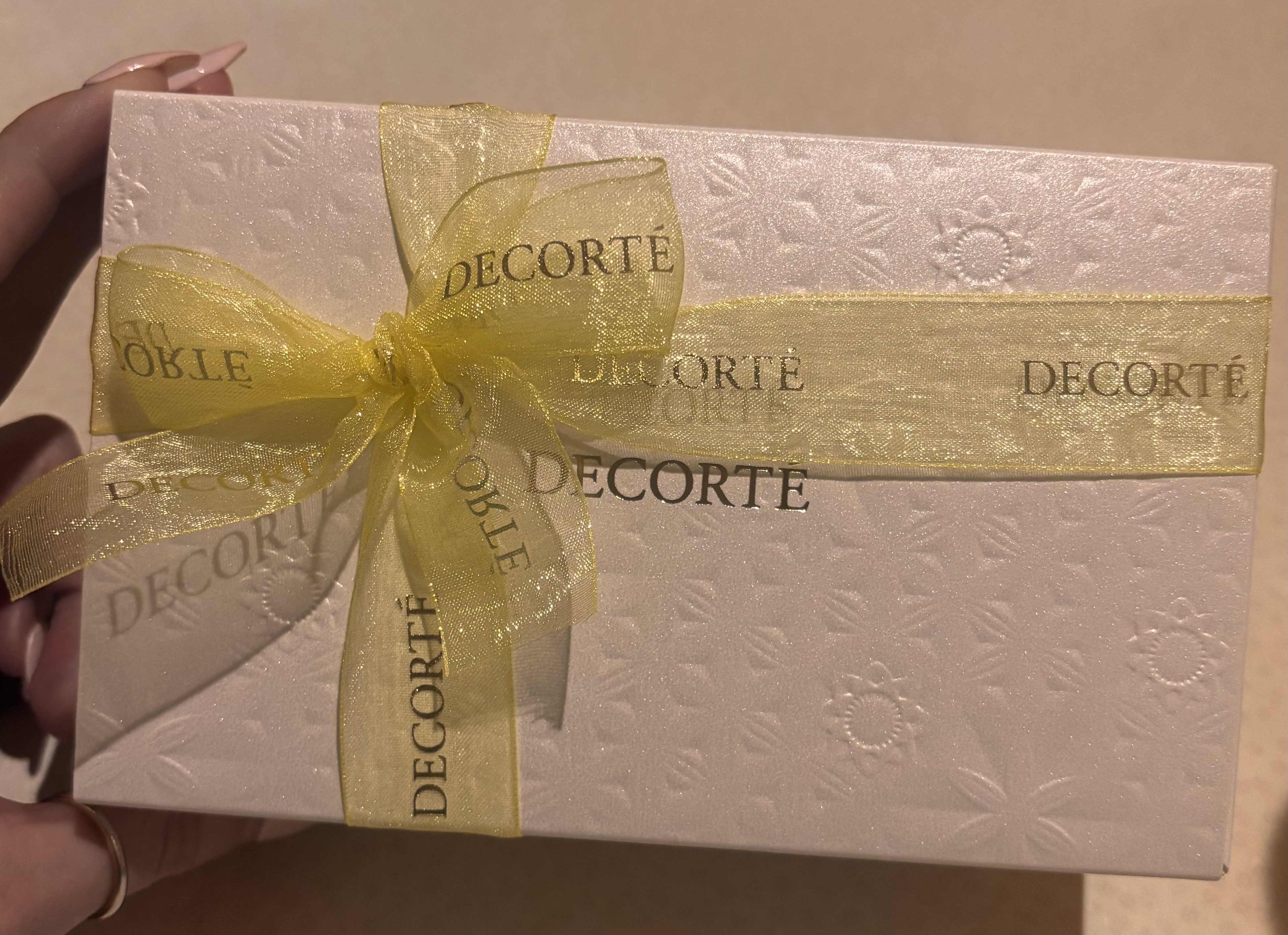 AQ ハンドエッセンス/DECORTÉ/ハンドクリームを使ったクチコミ（3枚目）