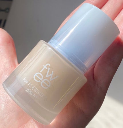 フィーファンデーションガラス 03 ヌードガラス/fwee/リキッドファンデーションを使ったクチコミ(1枚目)