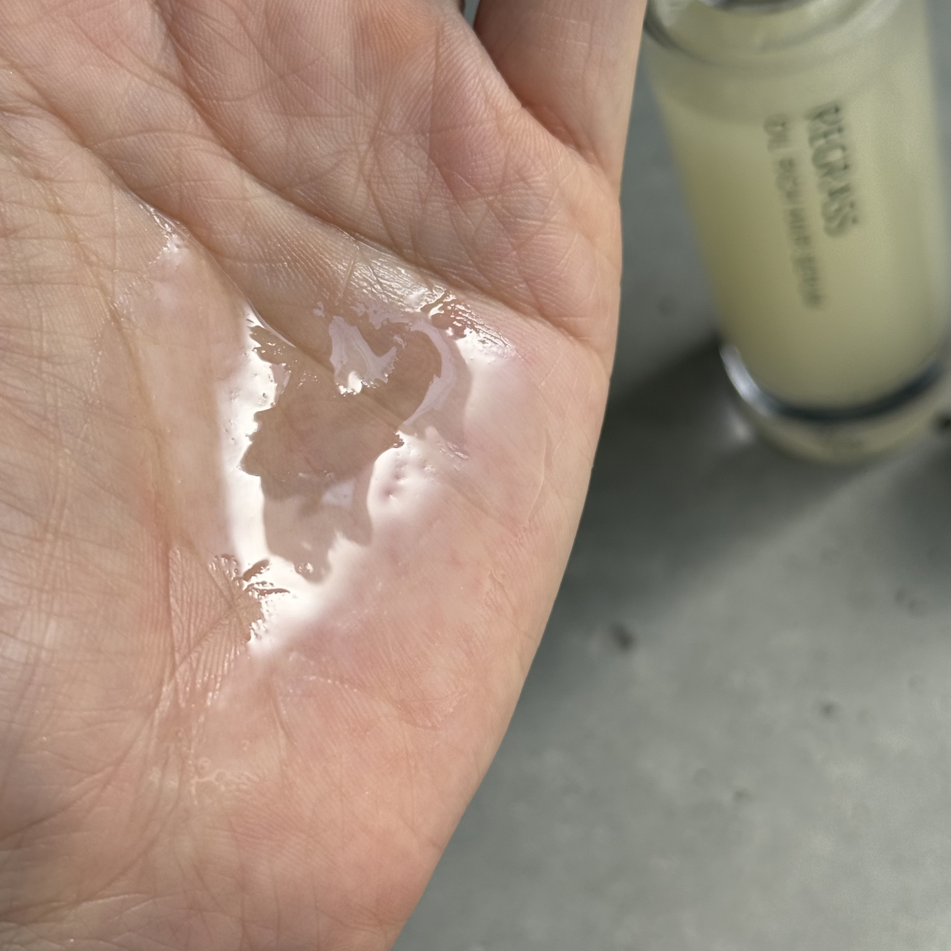 オイルリッチヘアセラム/REGRASS/ヘアオイルを使ったクチコミ（2枚目）