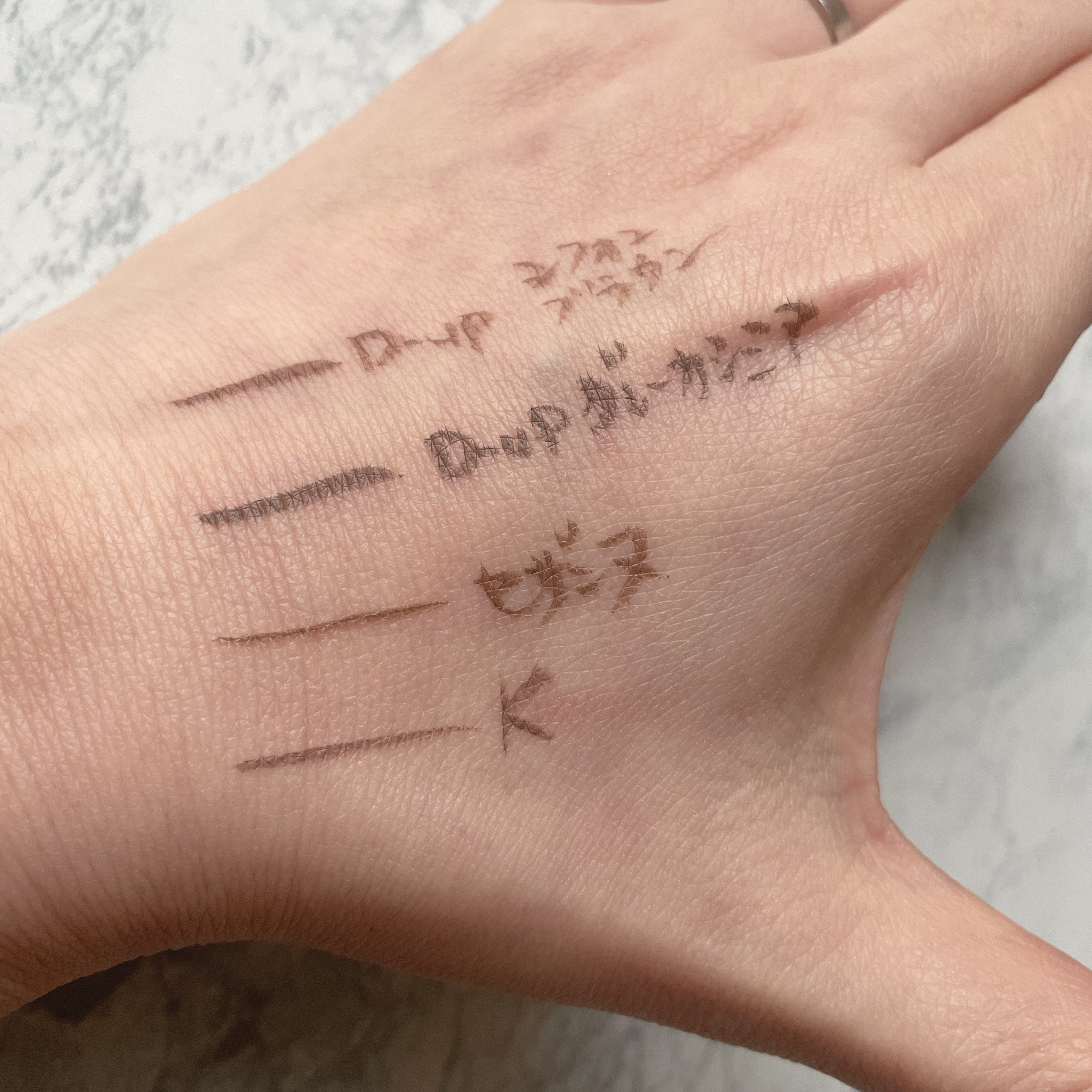 1DAY TATTOO プロキャスト ザ・アイライナー LG ラテグレージュ/K-パレット/リキッドアイライナーを使ったクチコミ（2枚目）