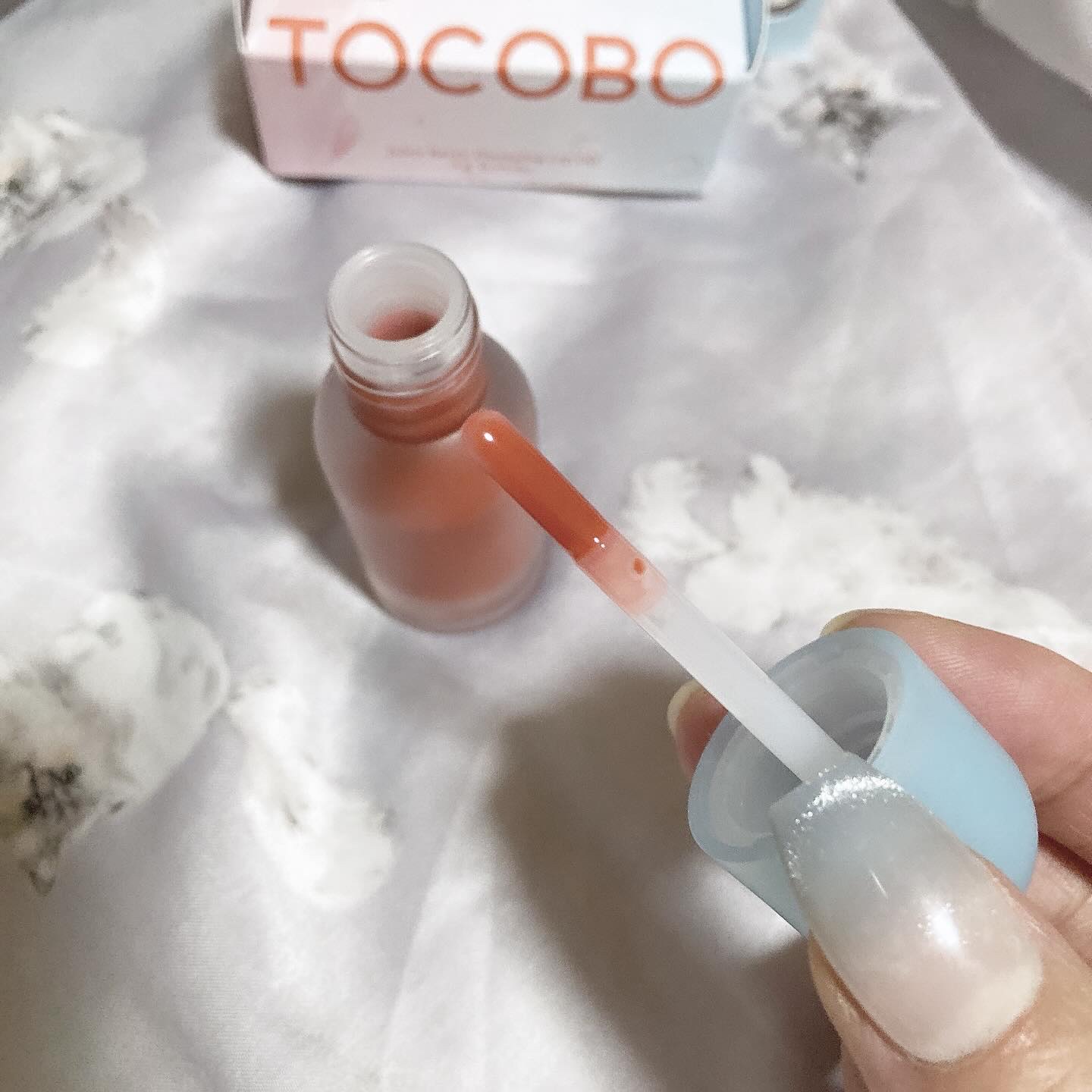 ジューシーベリープランピングリップオイル/TOCOBO/リップグロスを使ったクチコミ（2枚目）