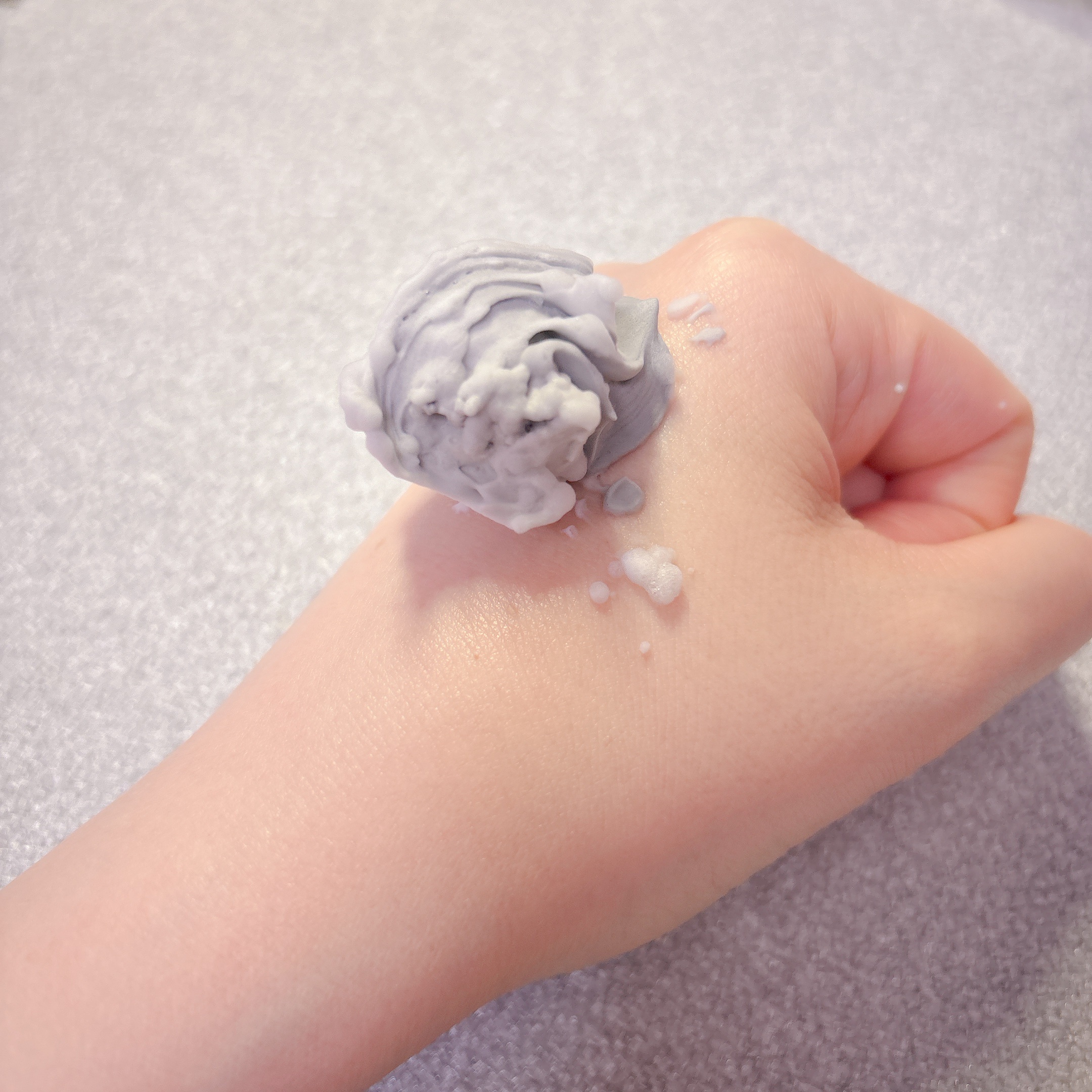 ディズム クリーミーフォームウォッシュ ブラック/DISM/泡洗顔を使ったクチコミ（3枚目）