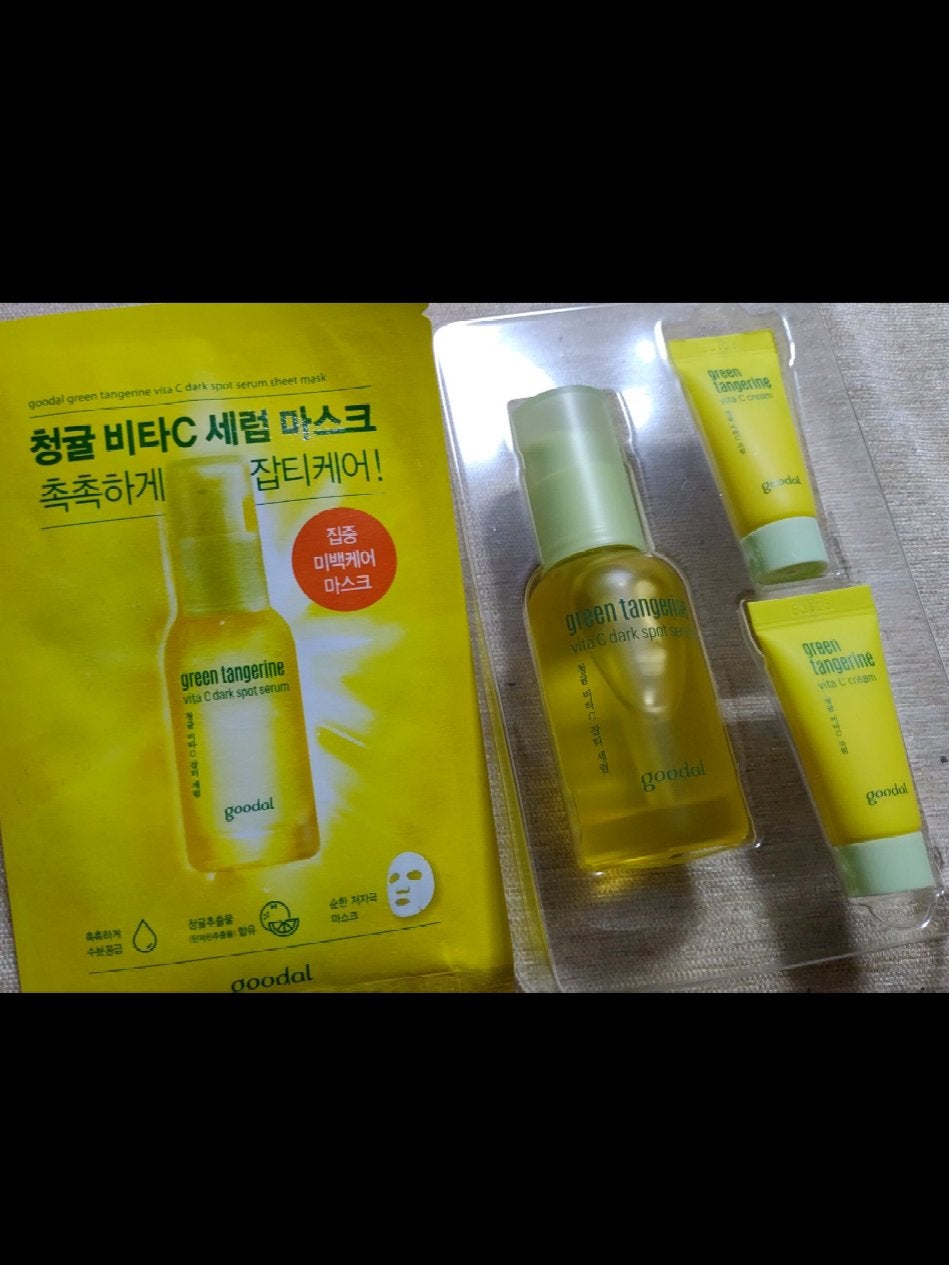 グリーンタンジェリン ビタC ダークスポットケアセラム/goodal/美容液を使ったクチコミ(2枚目)