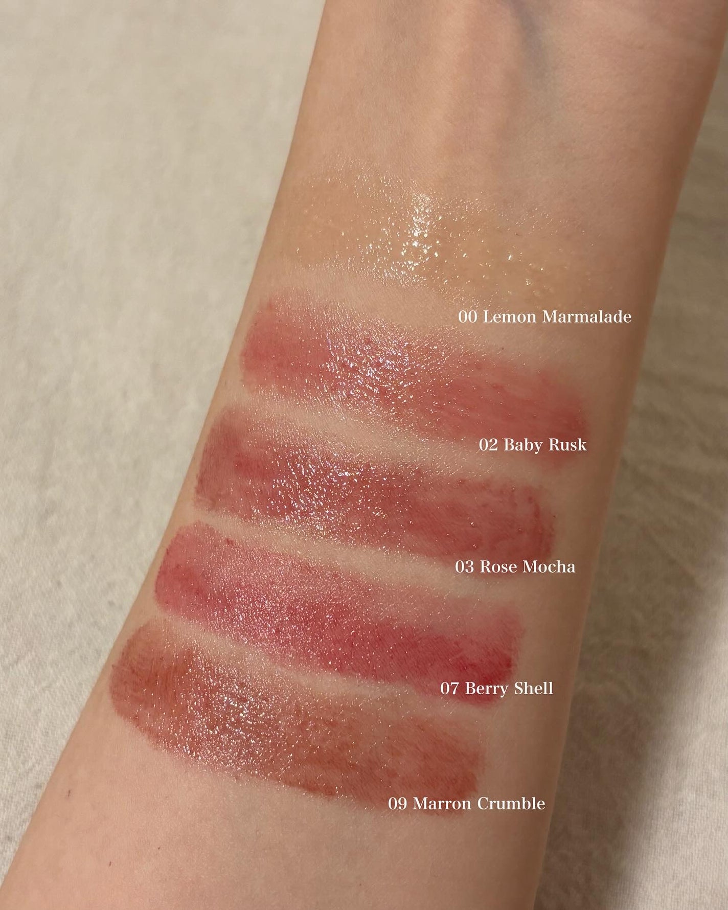 シュガーラビングリップソルベ/narka/リップスクラブを使ったクチコミ(5枚目)