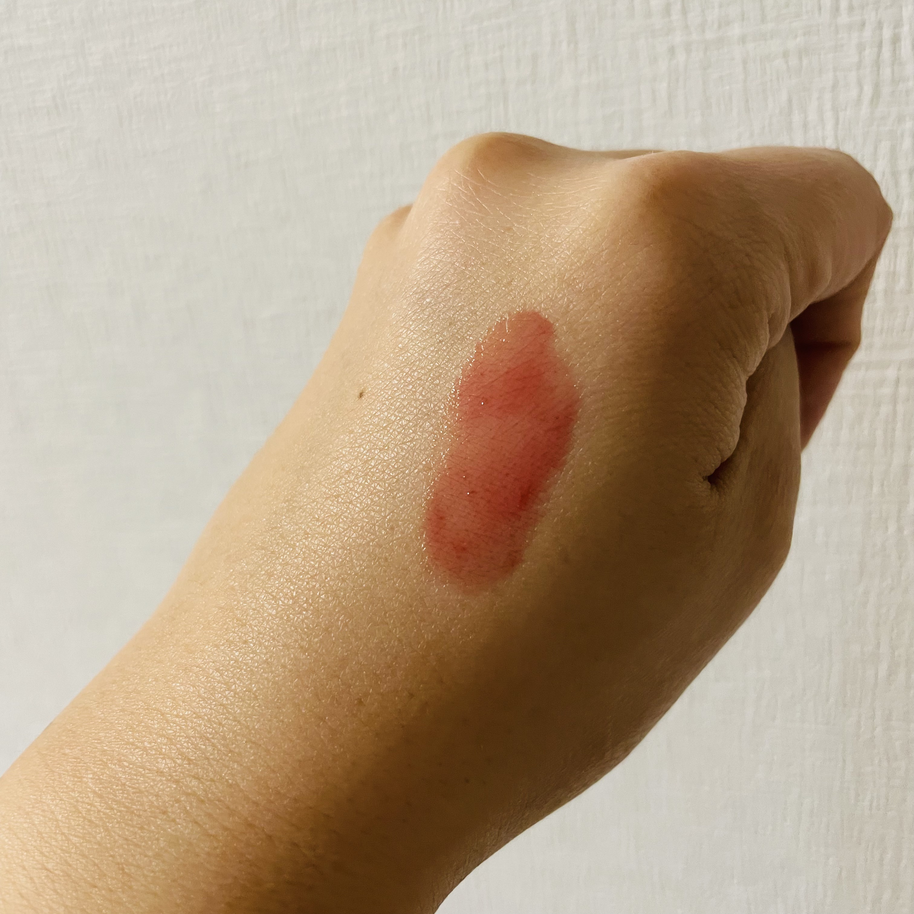 ロウグロウデューイーボール/hince/リップバームを使ったクチコミ（2枚目）