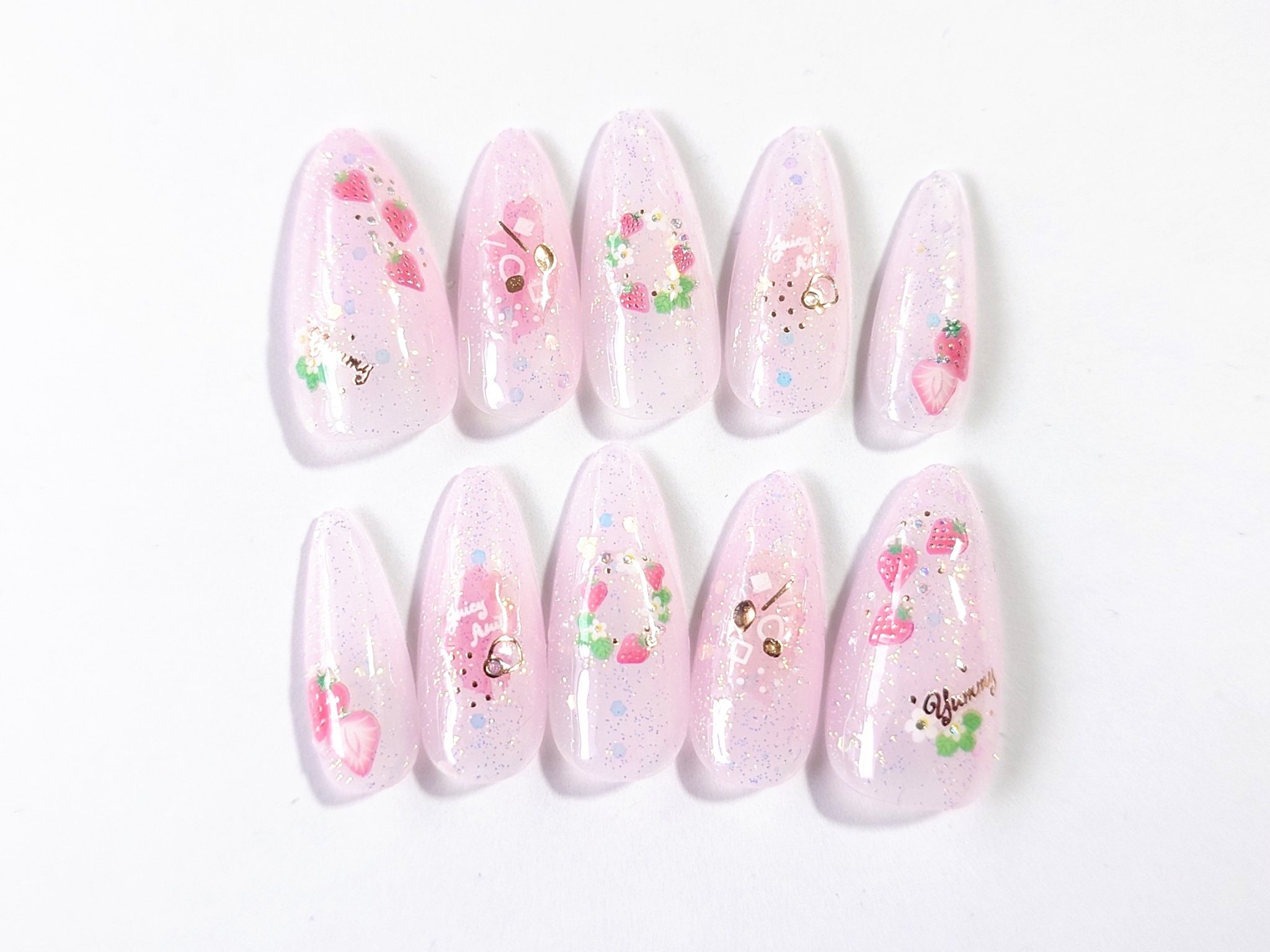 ネイルシール/セリア/ネイルシールを使ったクチコミ（1枚目）