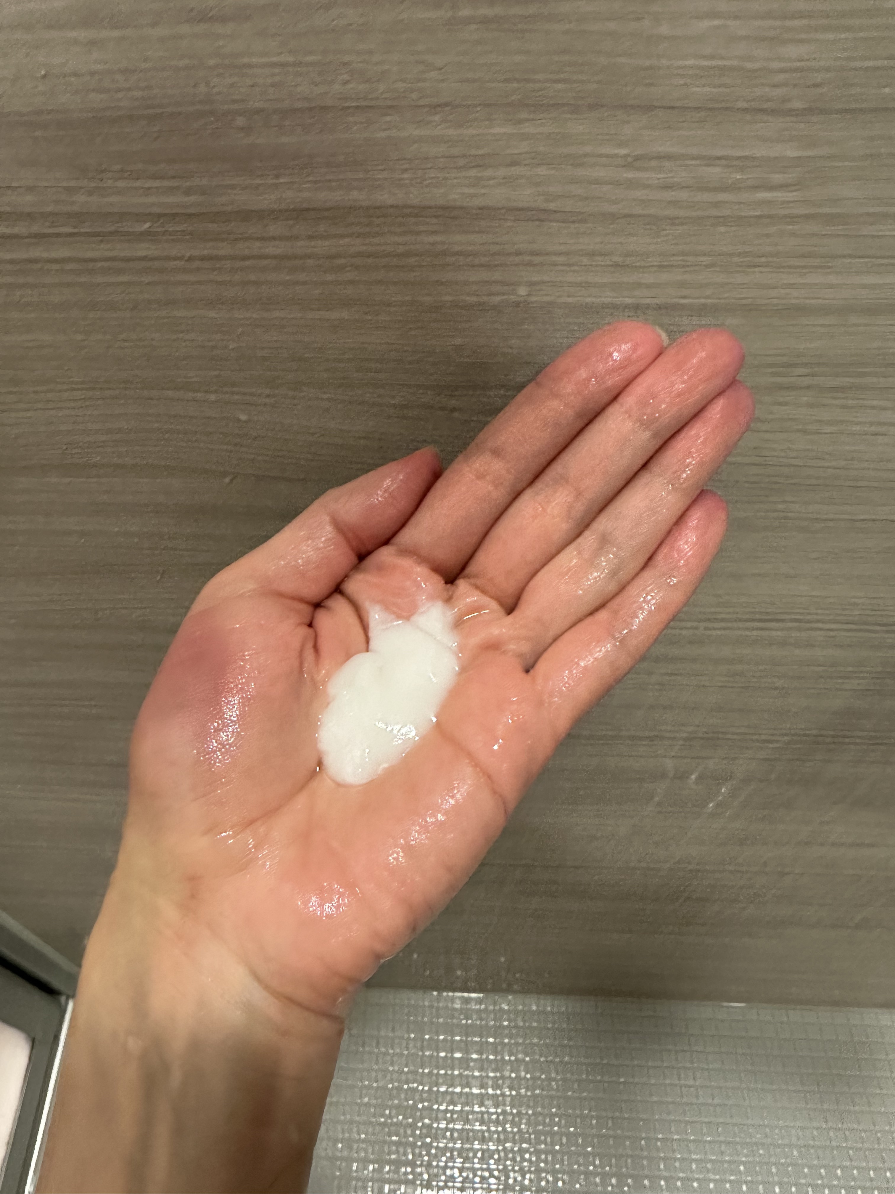 薬用スカルプケアシャンプー/トリートメント スムース シャンプー 370mL/WELLP/市販シャンプーを使ったクチコミ（3枚目）