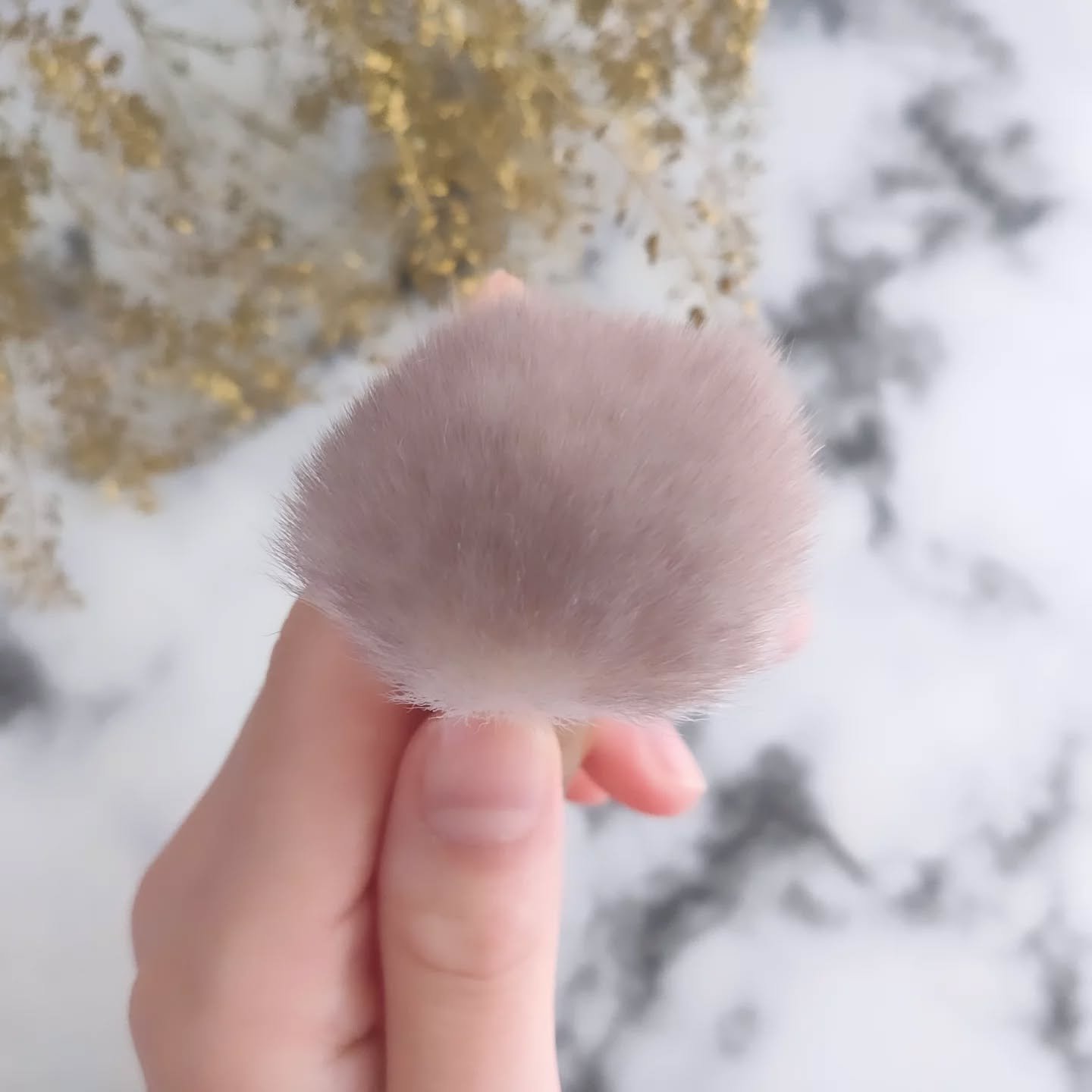 薄付きパウダーブラシ/Aura U/メイクブラシを使ったクチコミ（3枚目）