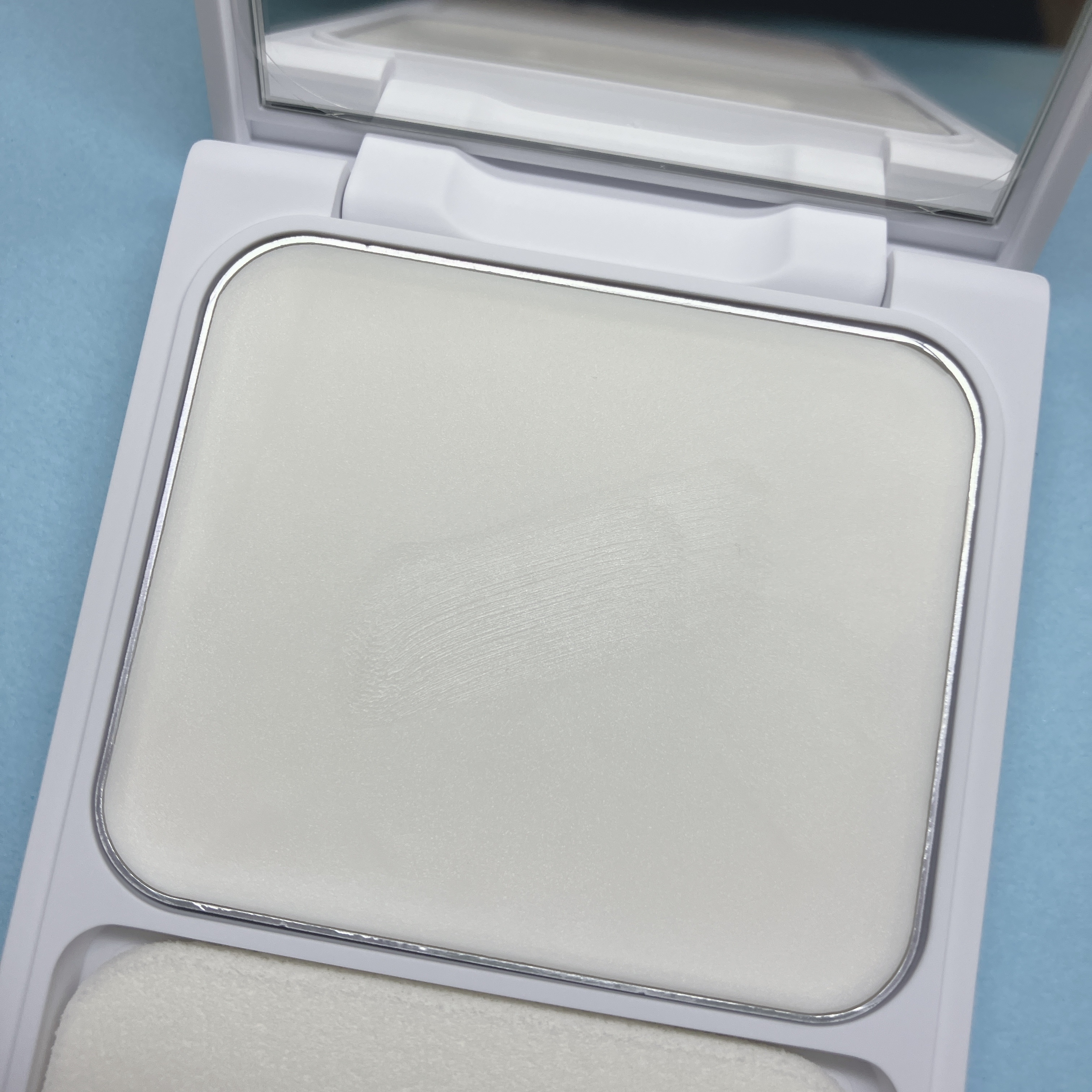 レブロン アンチシャイン バーム/REVLON/化粧下地を使ったクチコミ（3枚目）